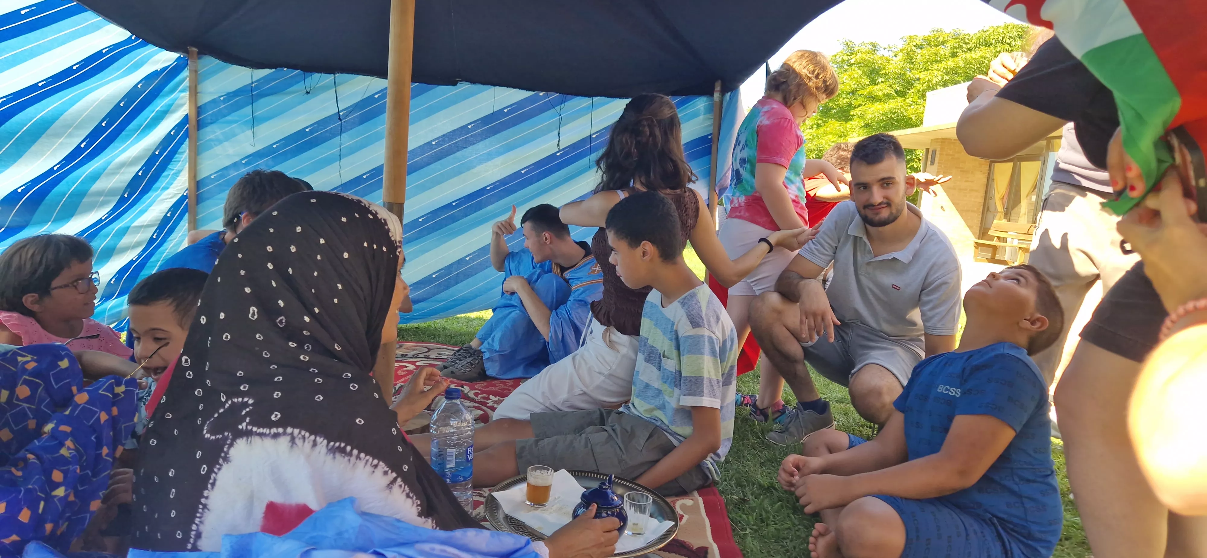 Fiesta celebrada en Aspace Huesca con los niños saharauis. Foto Myriam Martínez