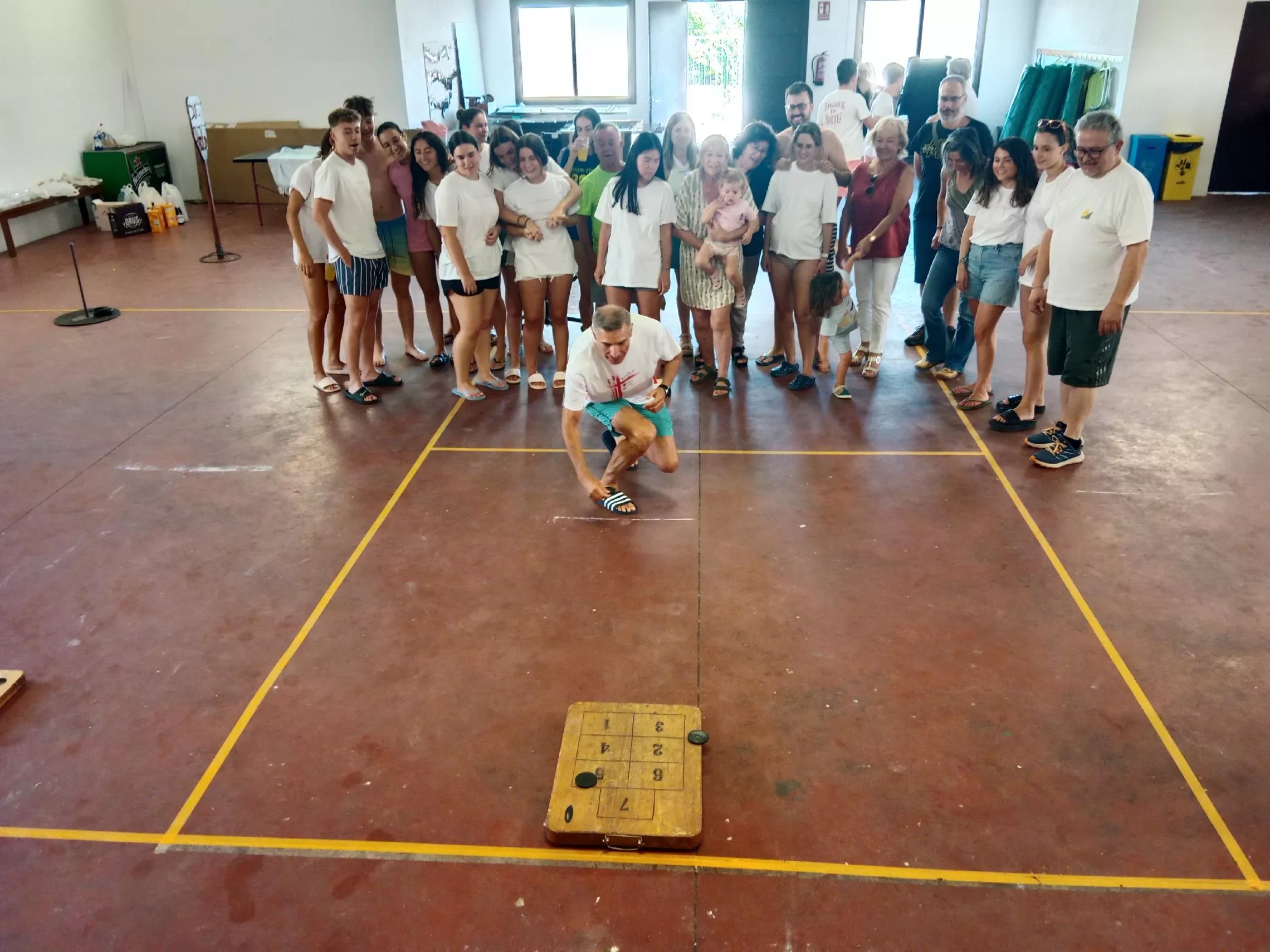 Juegos tradicionales en Torres de Montes, siete y medio