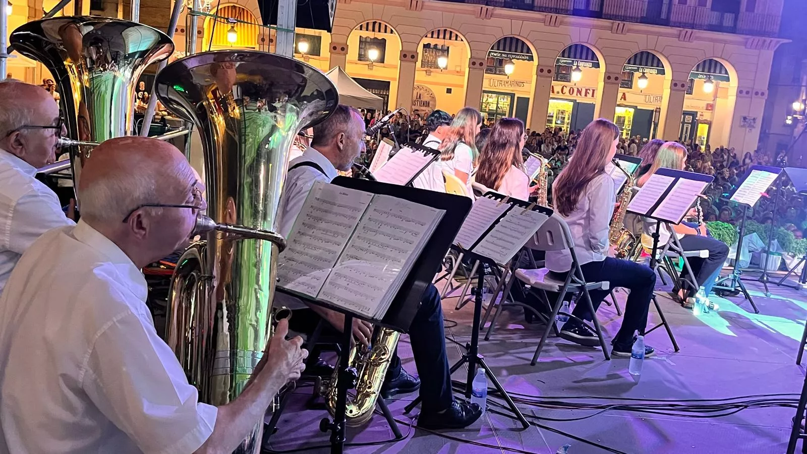 Concierto solidario de la Banda de Música de Huesca. Foto Mercedes Manterola