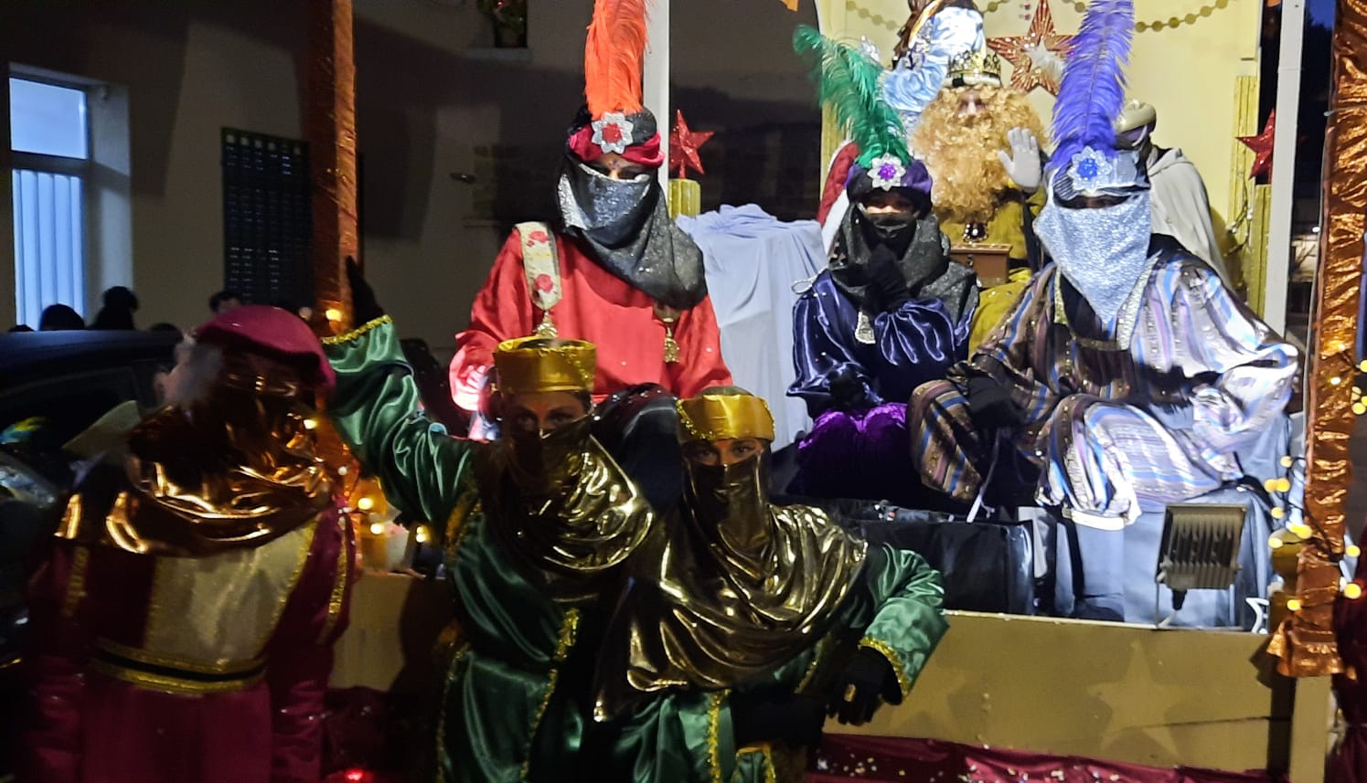 Imágenes de la Cabalgata de Reyes de Ayerbe 