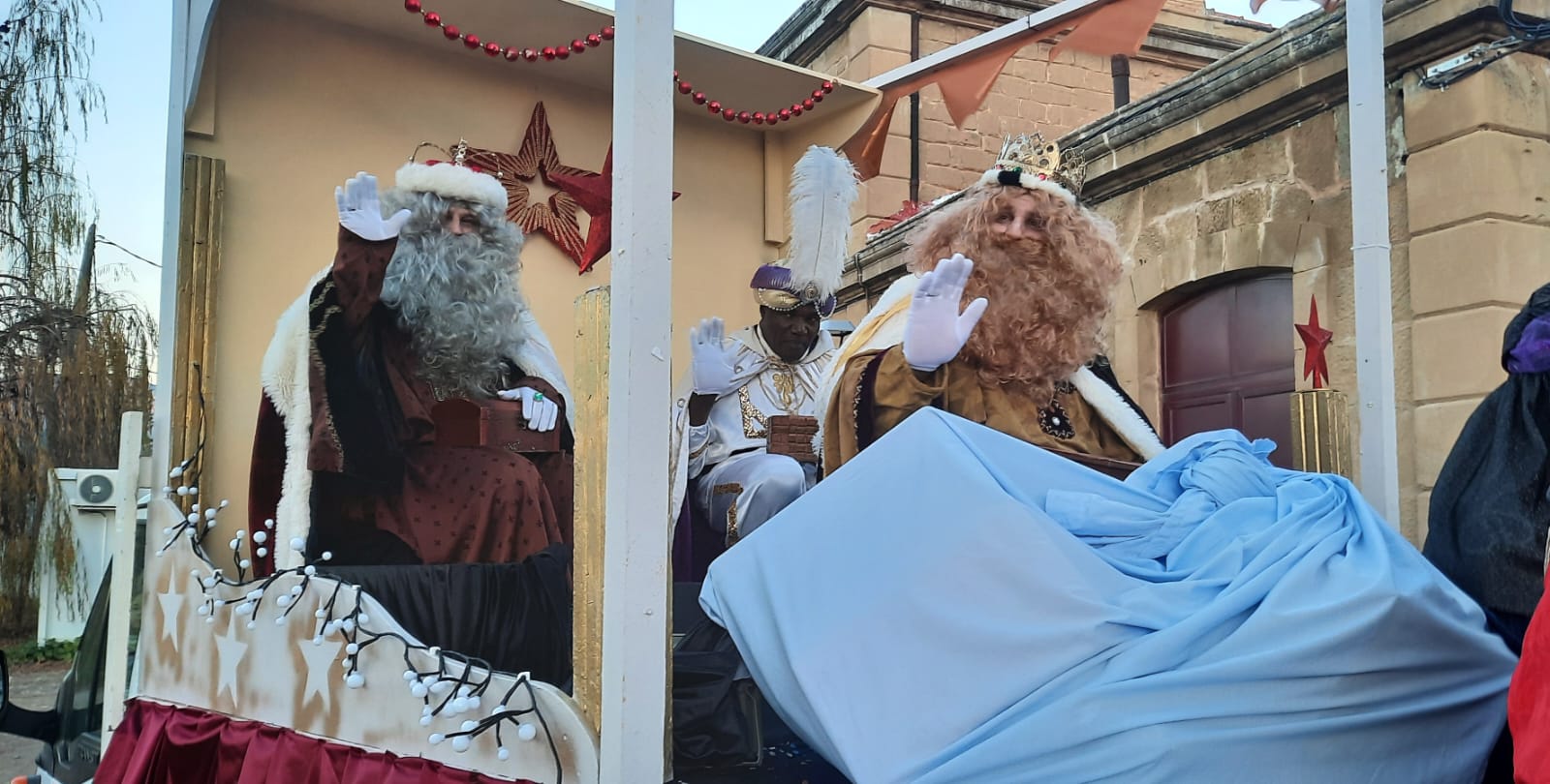 Imágenes de la Cabalgata de Reyes de Ayerbe 