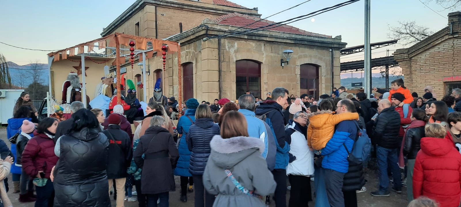 Imágenes de la Cabalgata de Reyes de Ayerbe 