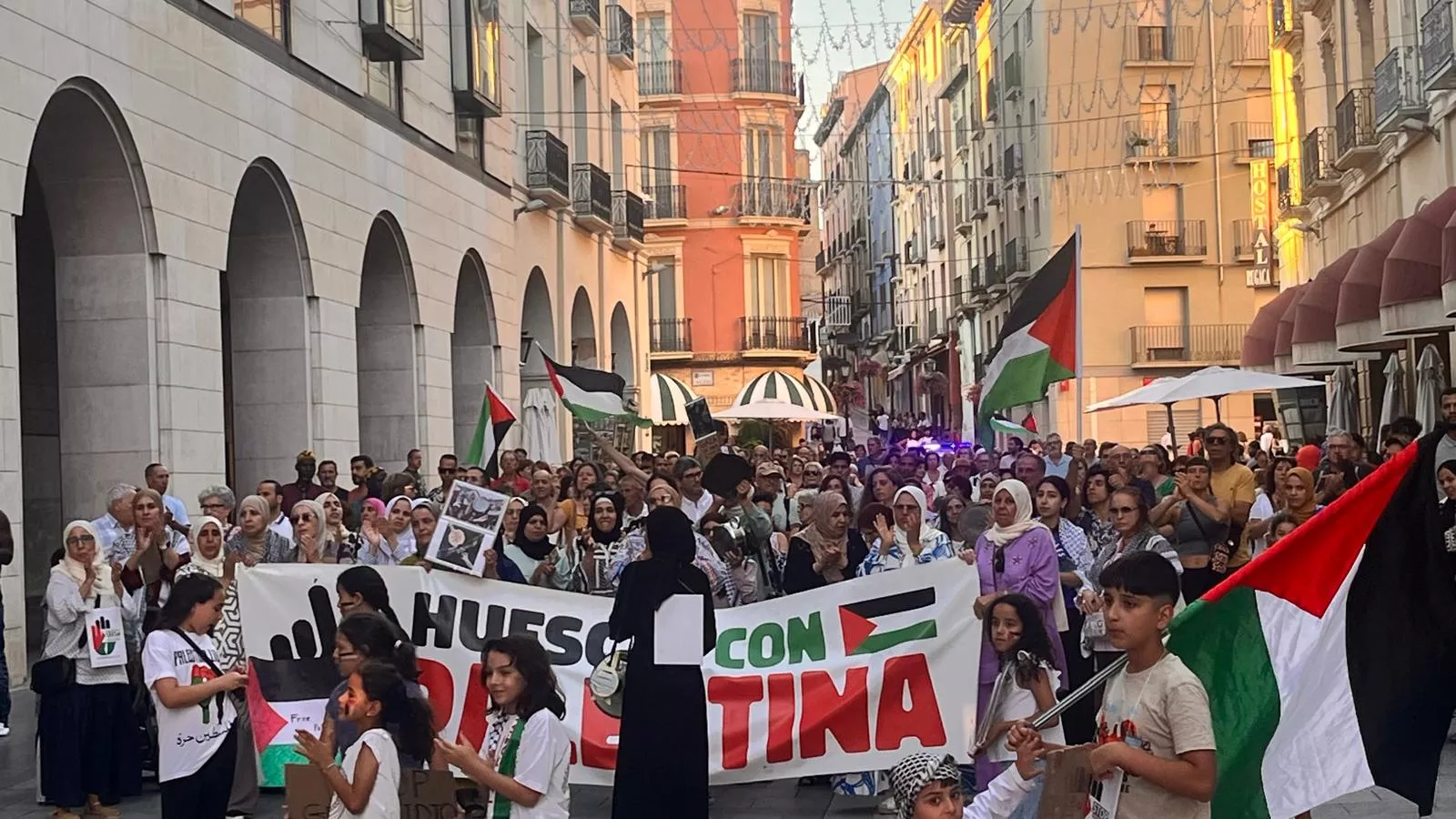 Manifestación en Huesca en solidaridad con Palestina. Foto Mercedes Manterola