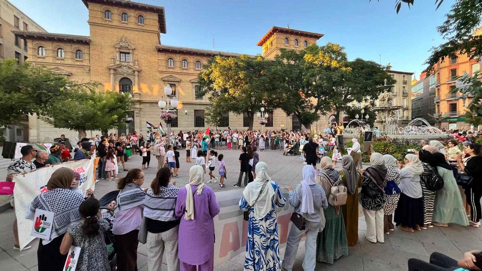 Manifestación en Huesca en solidaridad con Palestina. Foto Mercedes Manterola
