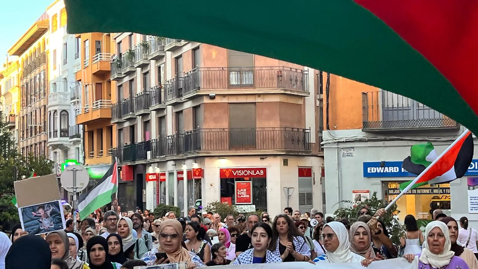 Manifestación en Huesca en solidaridad con Palestina. Foto Mercedes Manterola