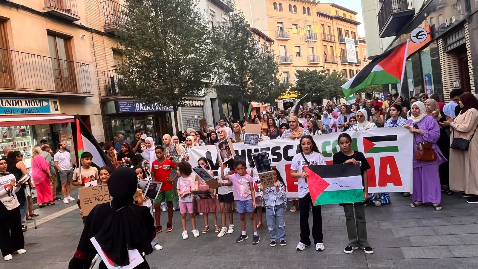 Manifestación en Huesca en solidaridad con Palestina. Foto Mercedes Manterola
