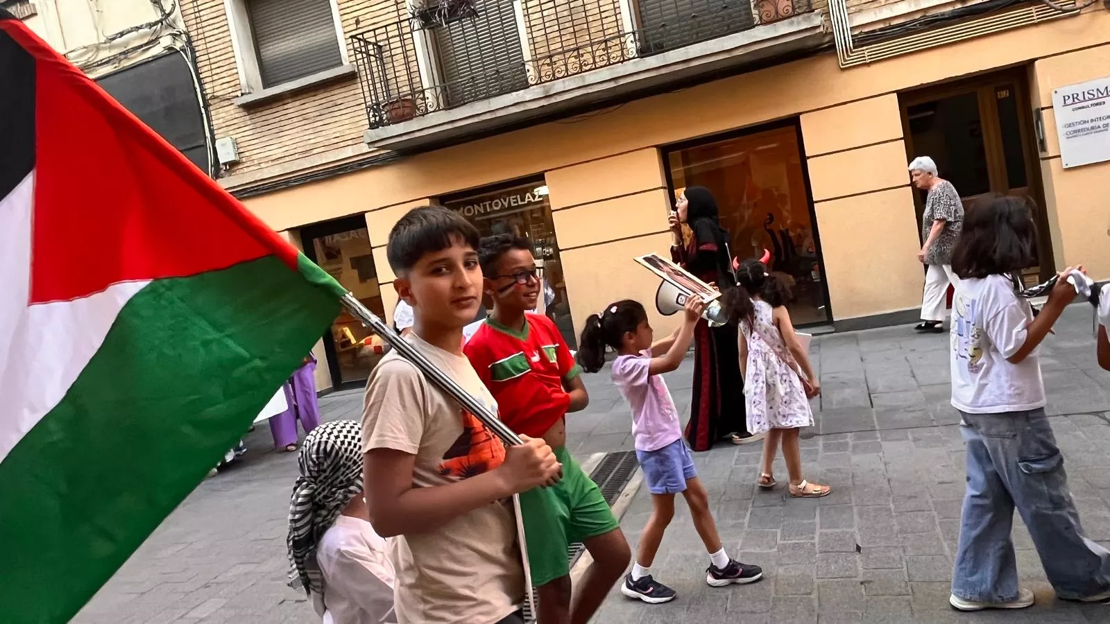 Manifestación en Huesca en solidaridad con Palestina. Foto Mercedes Manterola
