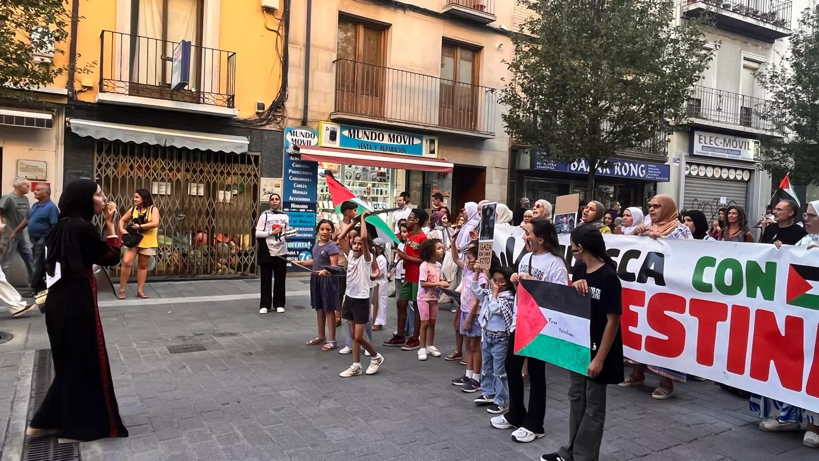 Manifestación en Huesca en solidaridad con Palestina. Foto Mercedes Manterola