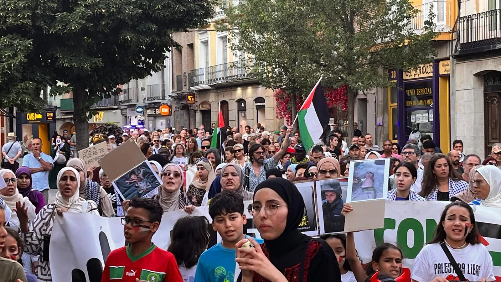 Manifestación en Huesca en solidaridad con Palestina. Foto Mercedes Manterola
