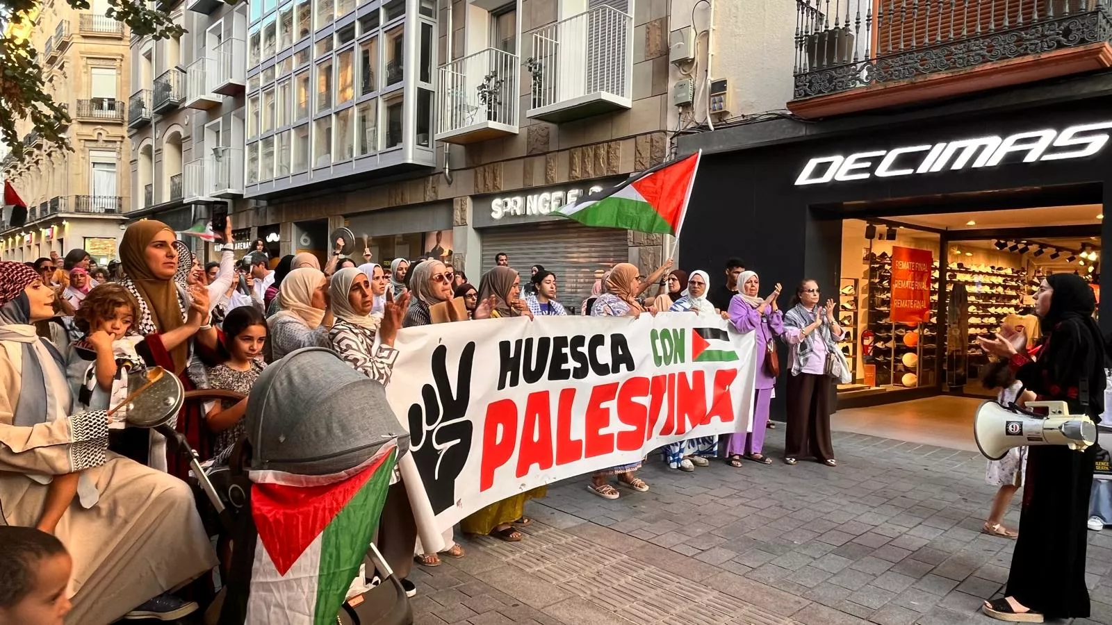 Manifestación en Huesca en solidaridad con Palestina. Foto Mercedes Manterola