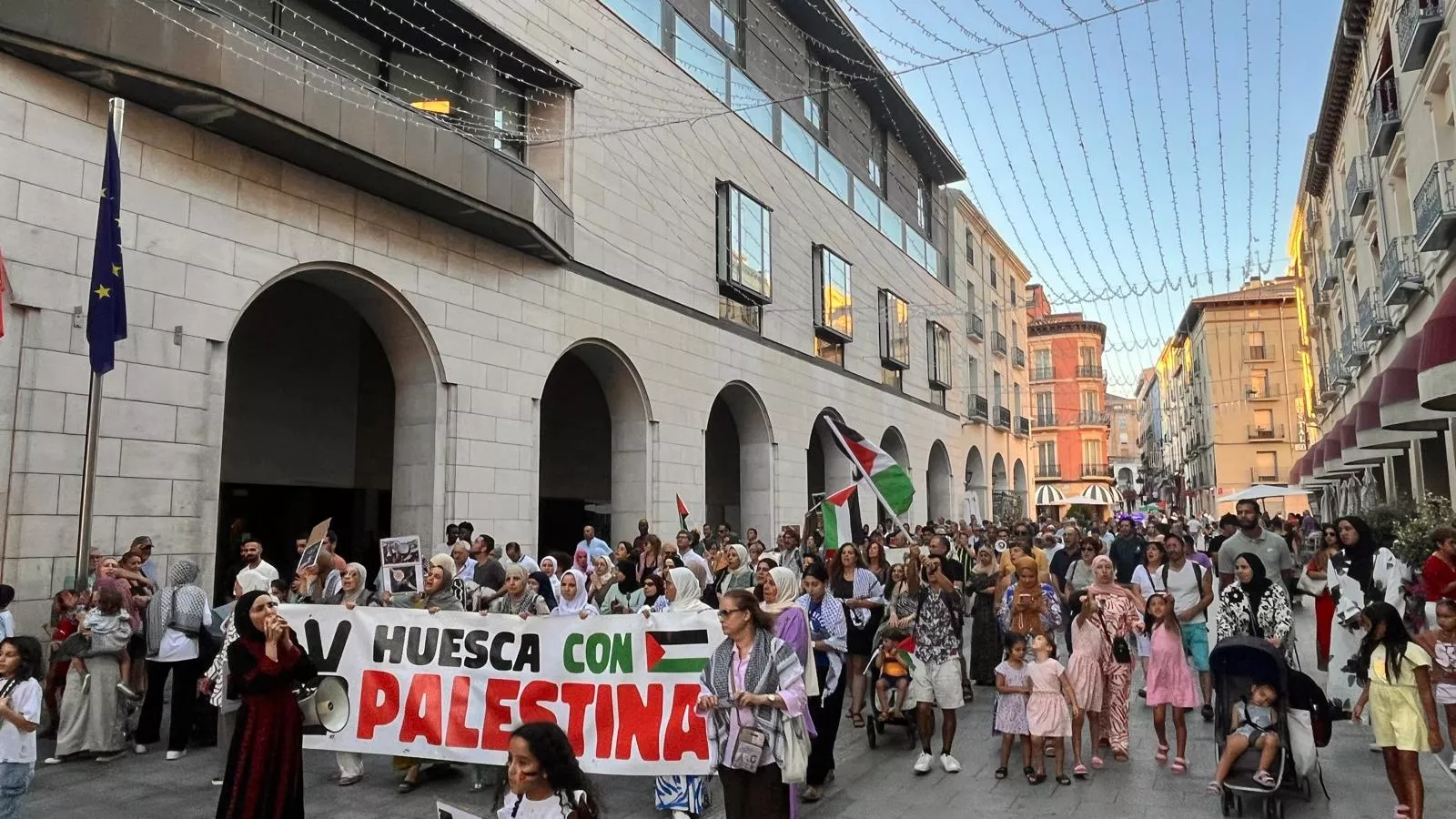 Manifestación en Huesca en solidaridad con Palestina. Foto Mercedes Manterola