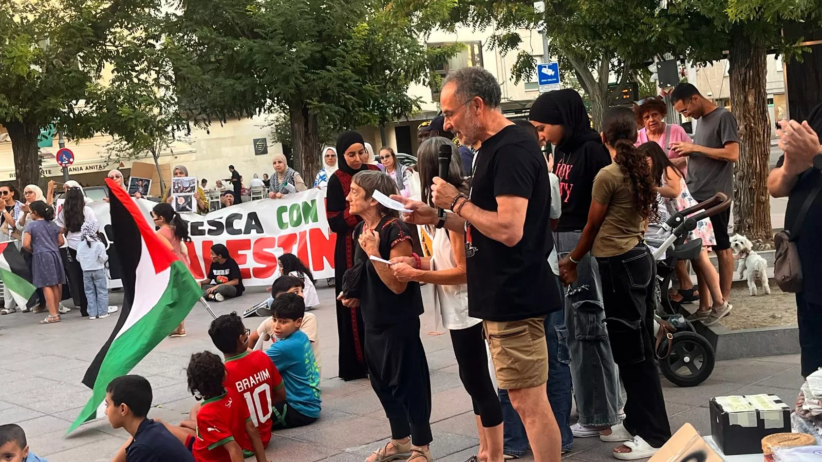 Manifestación en Huesca en solidaridad con Palestina. Foto Mercedes Manterola