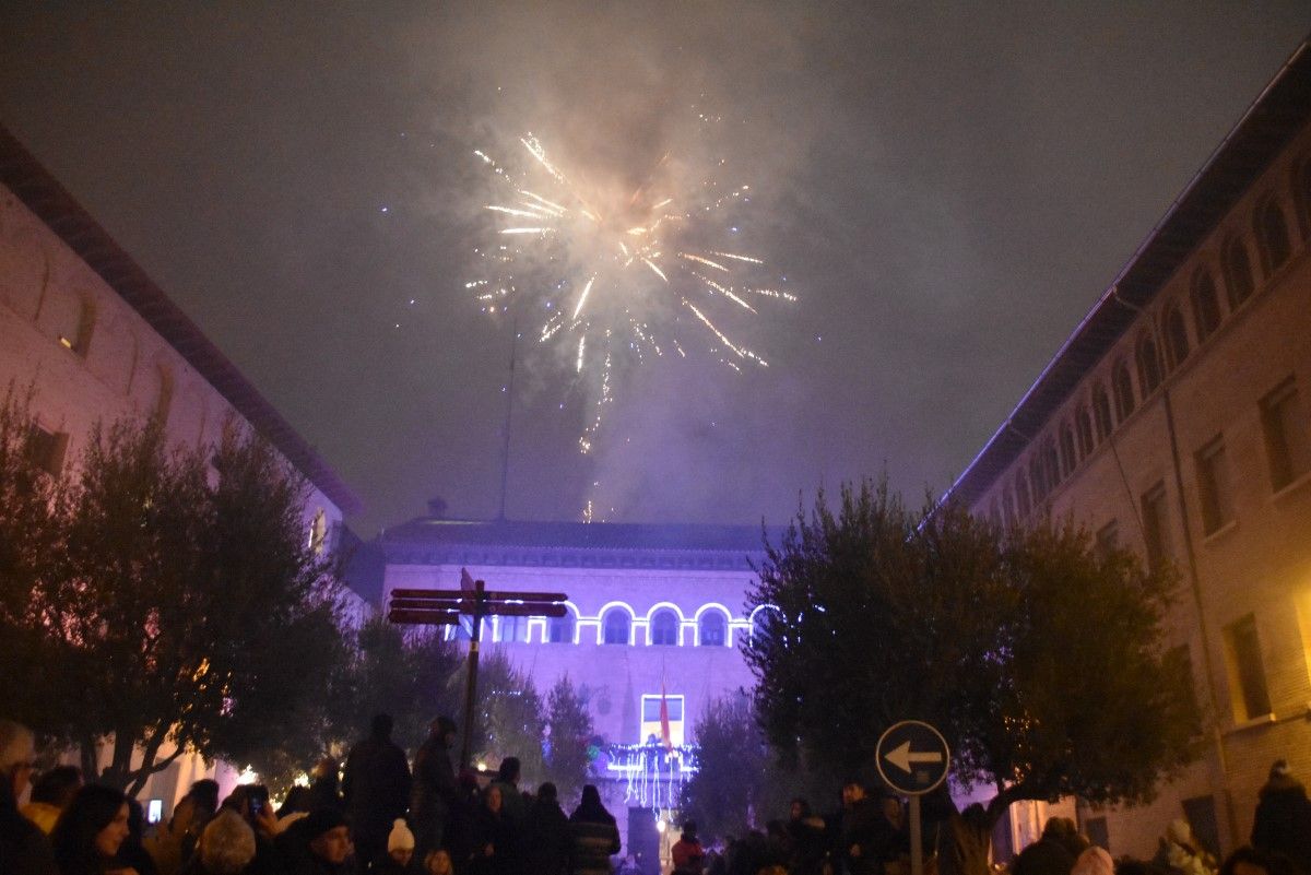 Fuegos artificiales en Huesca.