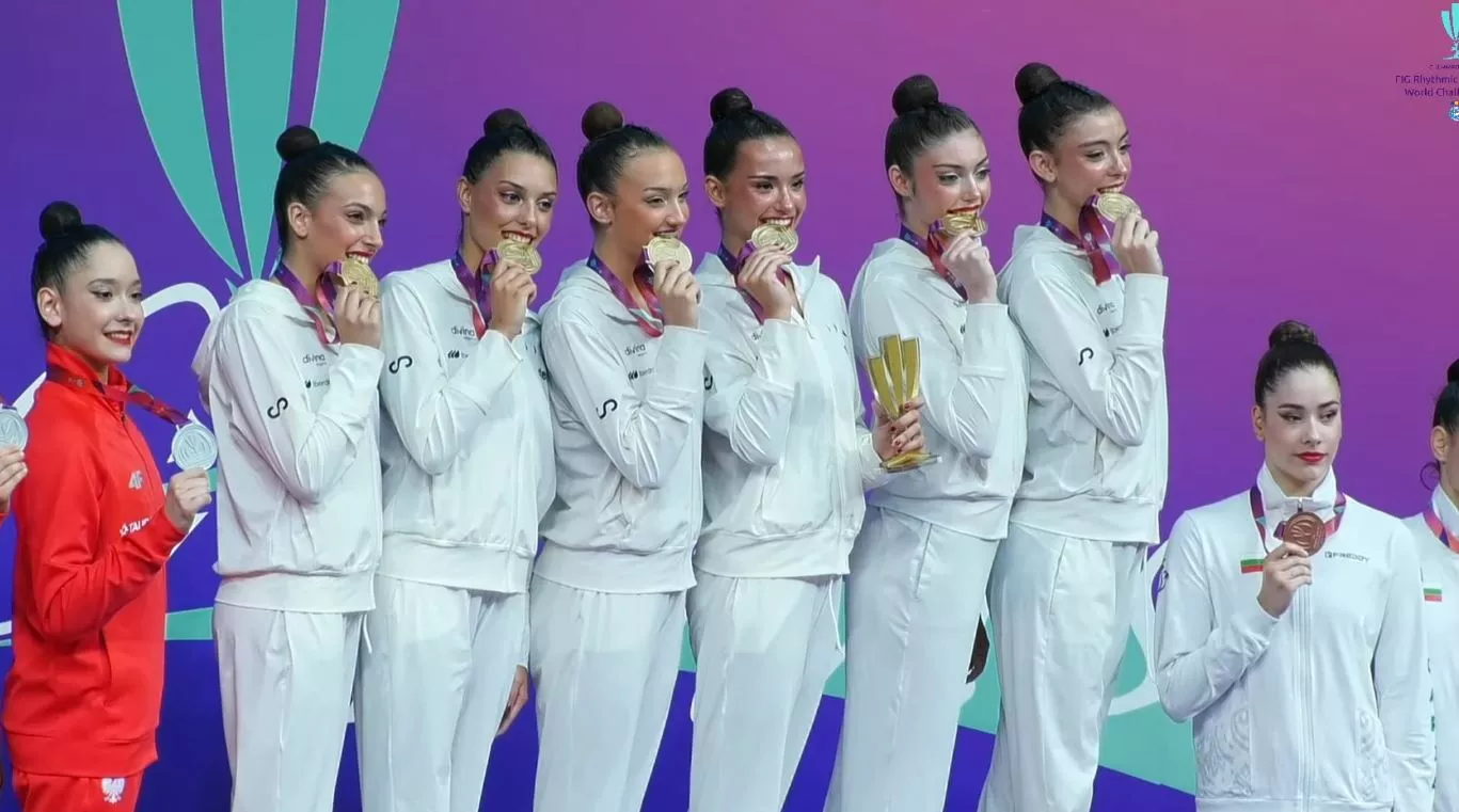 En el podio de las cinco cintas