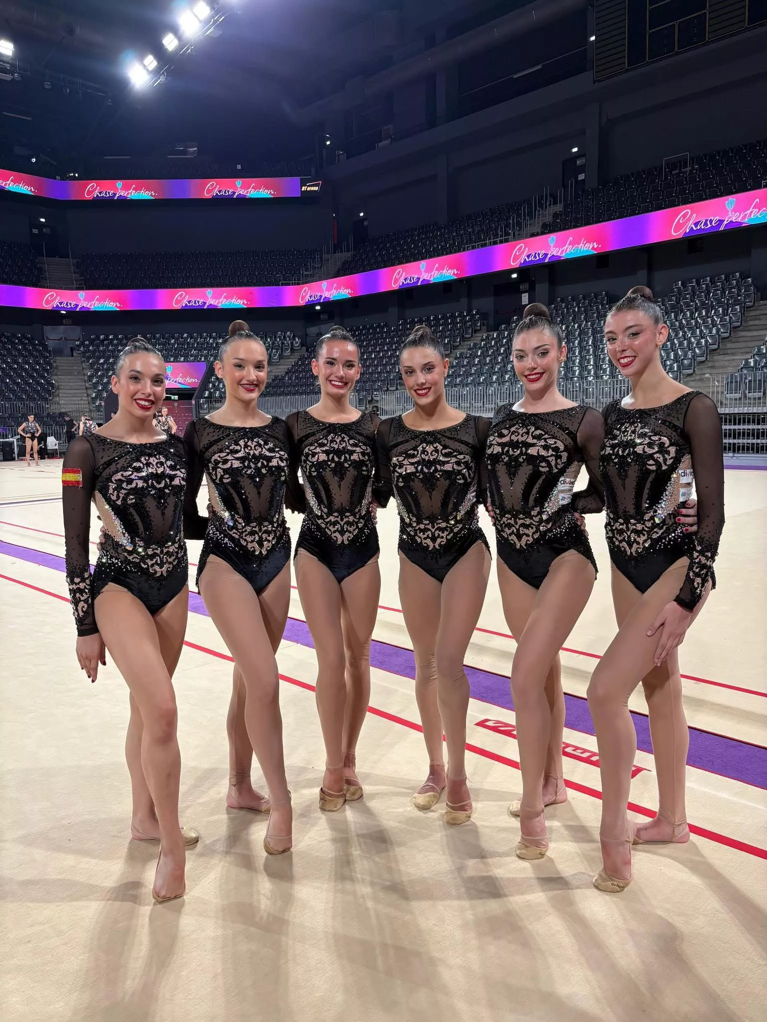 El equipo de las cinco cintas