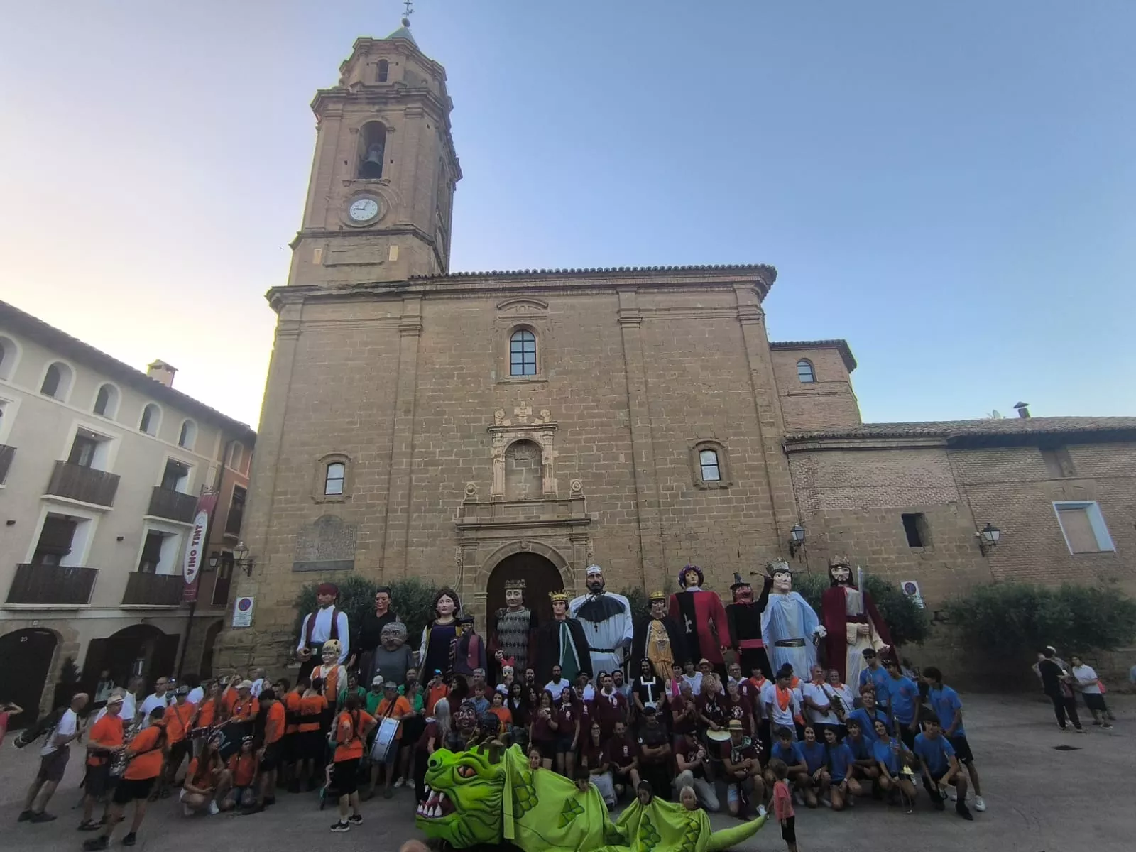 Segundo Encuentro de GIgantes de Adahuesca.