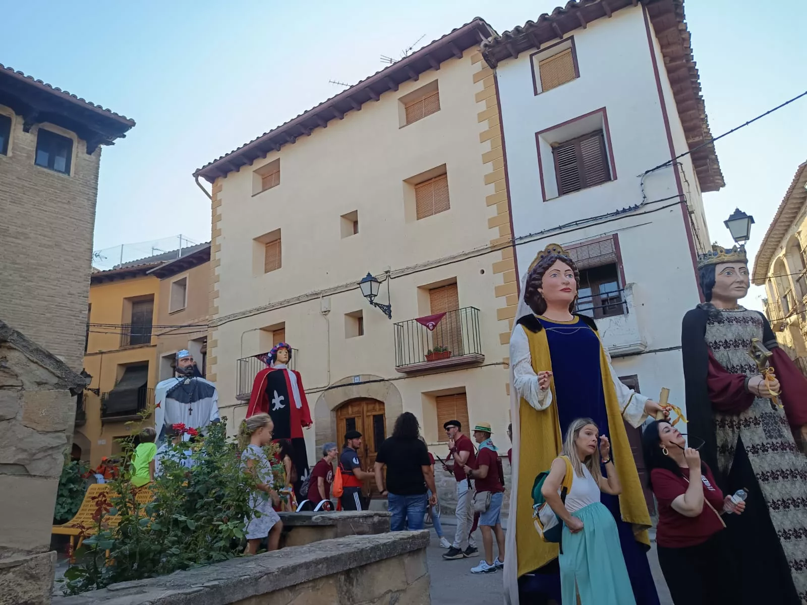 Segundo Encuentro de GIgantes de Adahuesca.