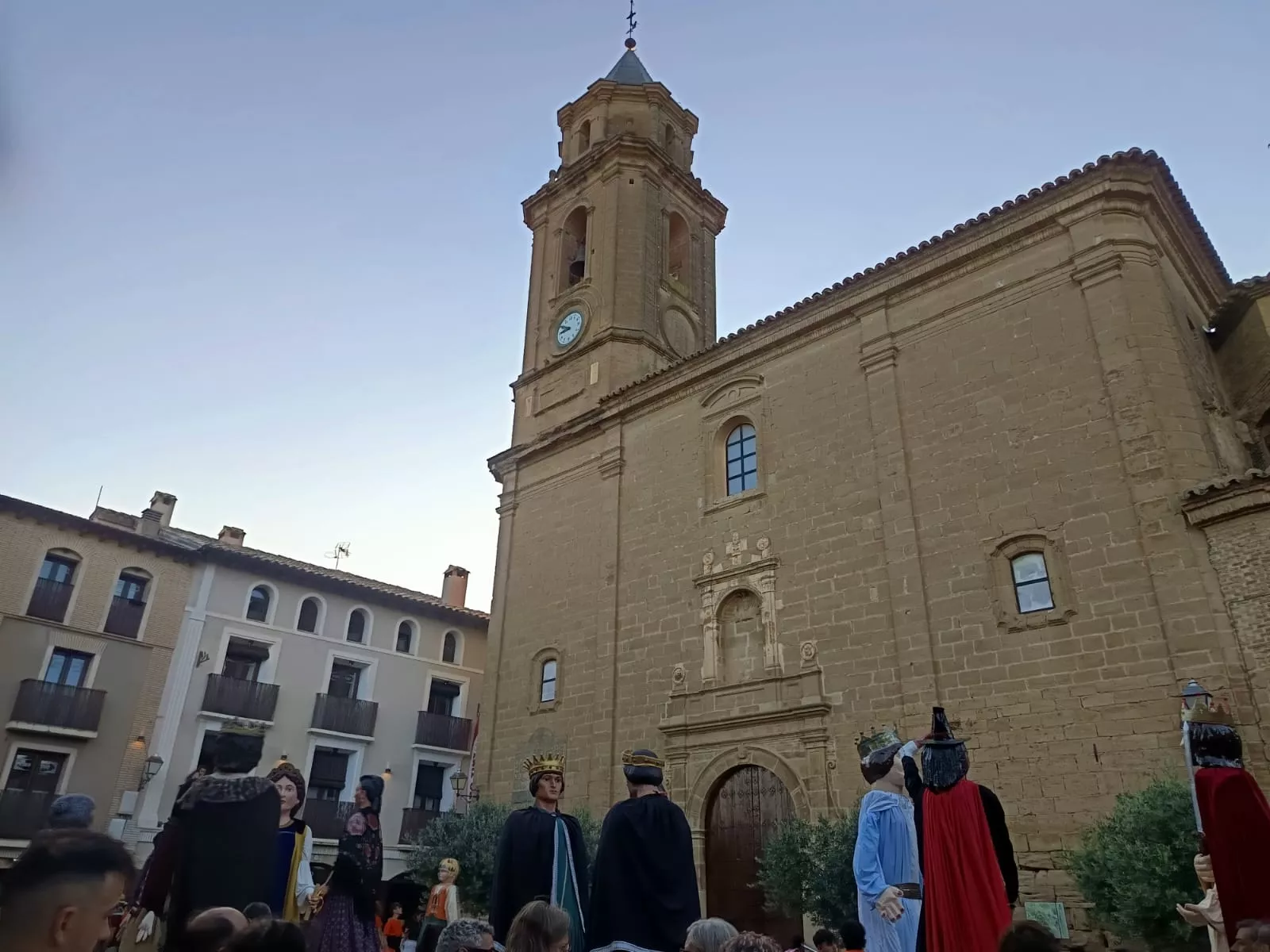 Segundo Encuentro de GIgantes de Adahuesca.