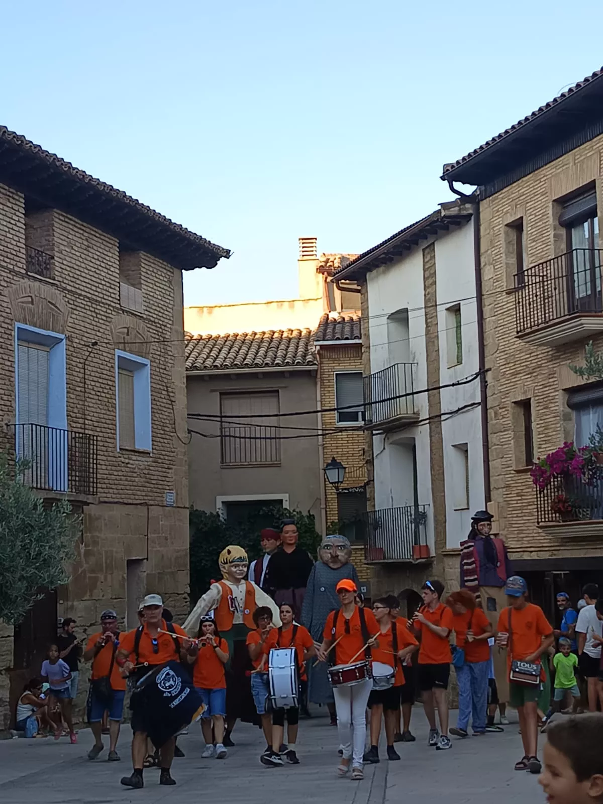 Segundo Encuentro de GIgantes de Adahuesca.