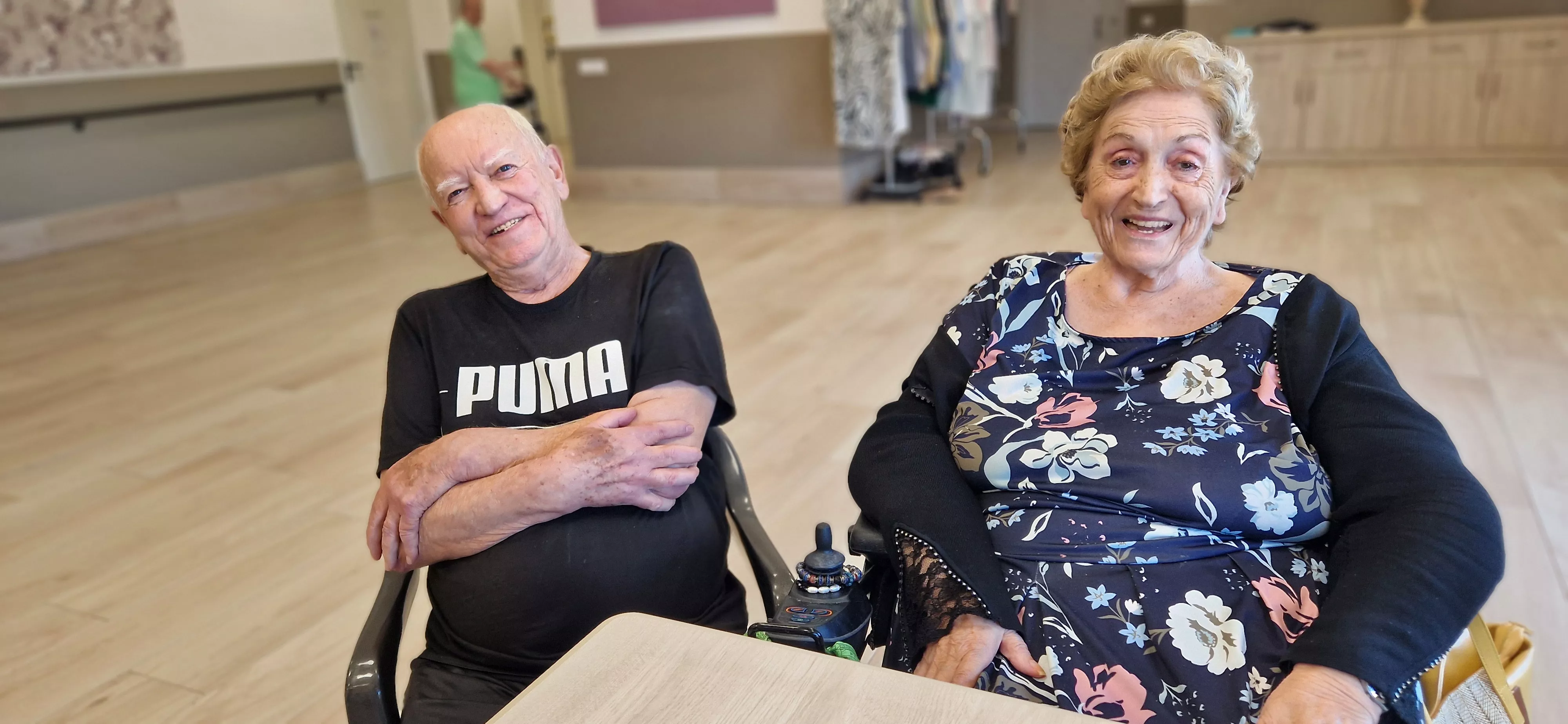 Tomás Abián Moreno y Elena Susín Galán. Día de las abuelas y abuelos en la residencia Rey Ardid con las Bibliotecas Municipales. Foto Myriam Martínez