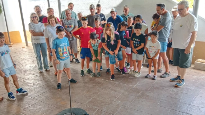 juegos en Castejon de Monegros, herraduras, diario de Huesca juegos en Castejon de Monegros, herraduras, diario de Huesca