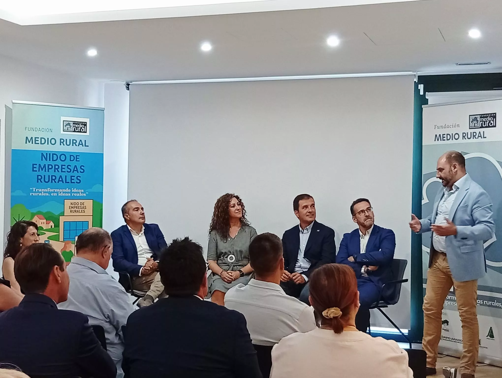 La Fundación Medio Rural impulsa un vivero de empresas para emprendedores rurales en Barbastro.