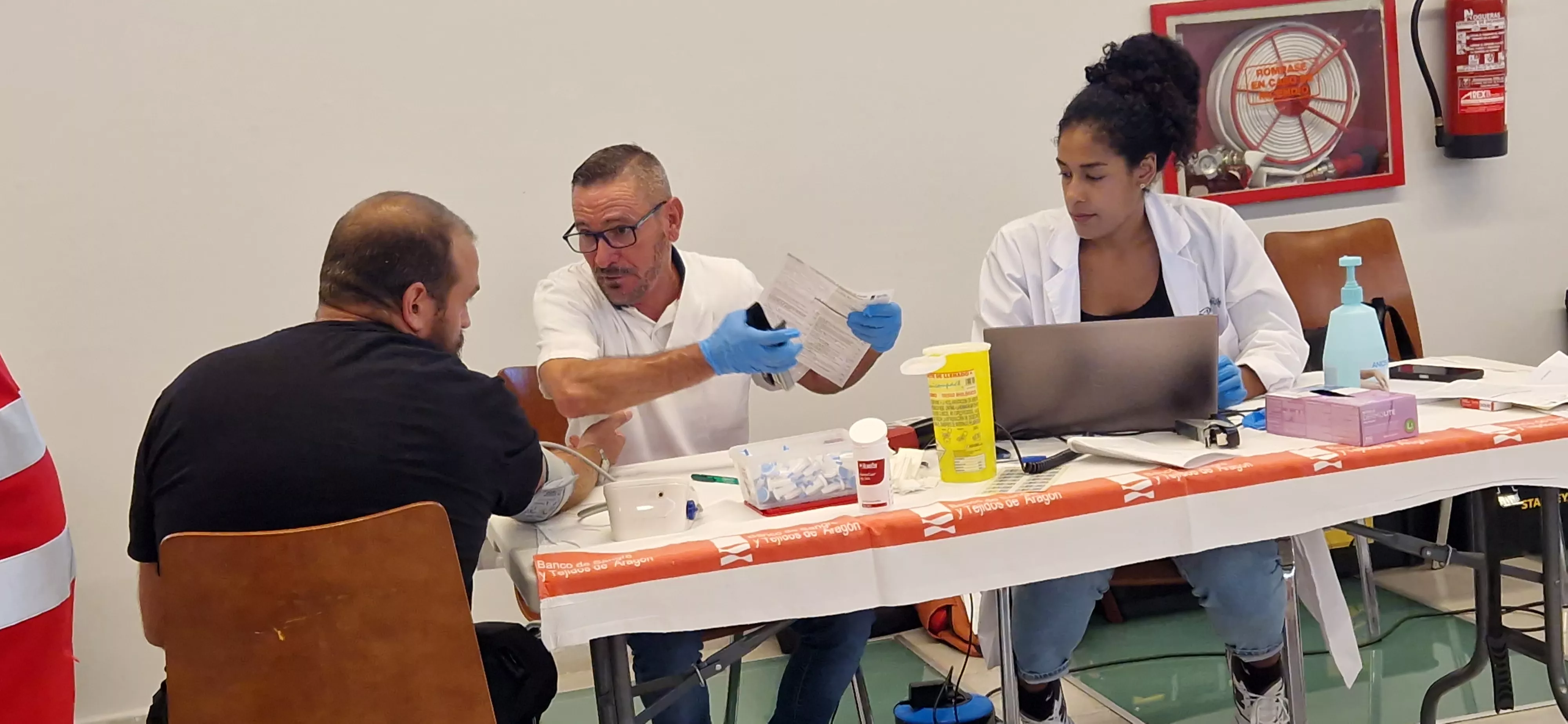 Donación de sangre en el Centro Cultural Manuel Benito Moliner. Foto Myriam Martínez Donación de sangre en el Centro Cultural Manuel Benito Moliner. Foto Myriam Martínez