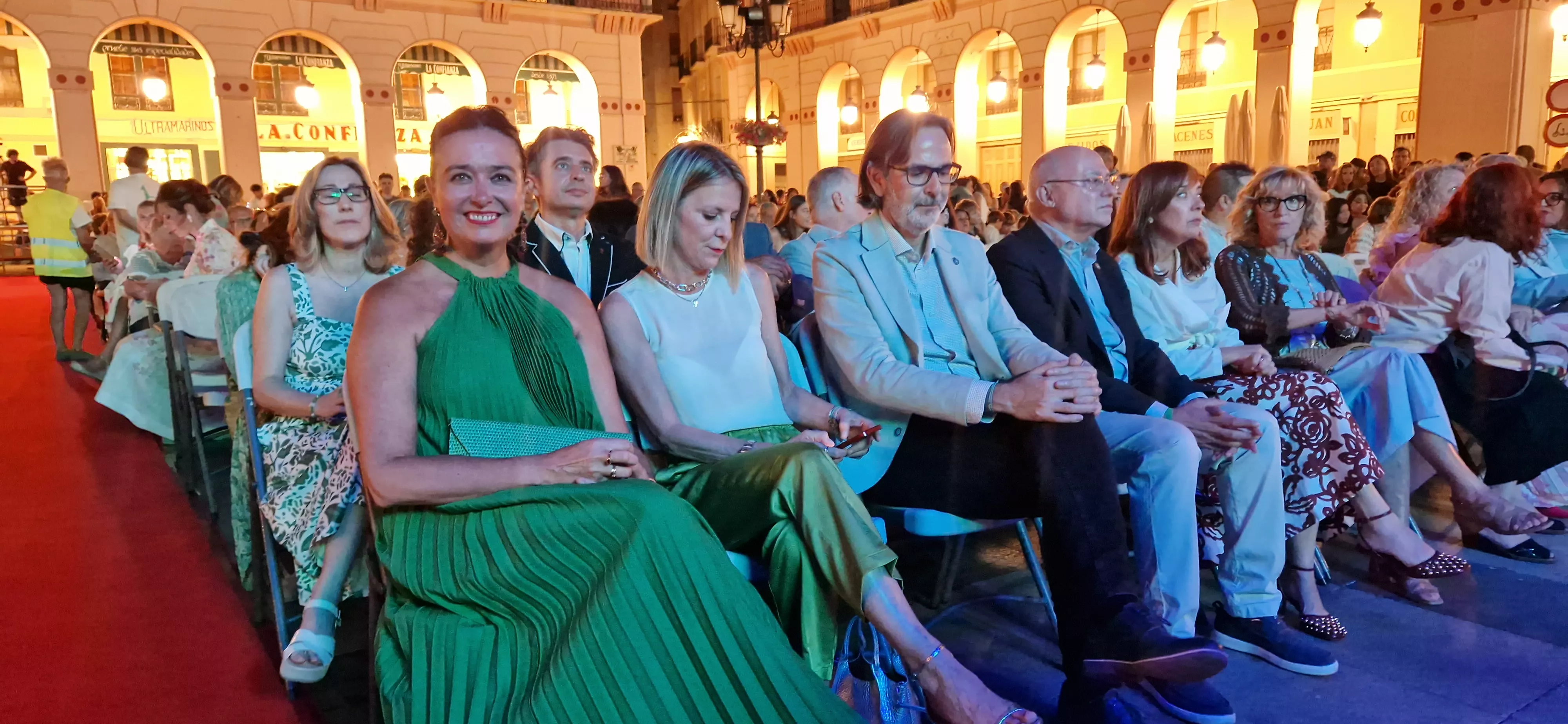 Presentación de las mairalesas y el mainate. Foto Myriam Martínez 