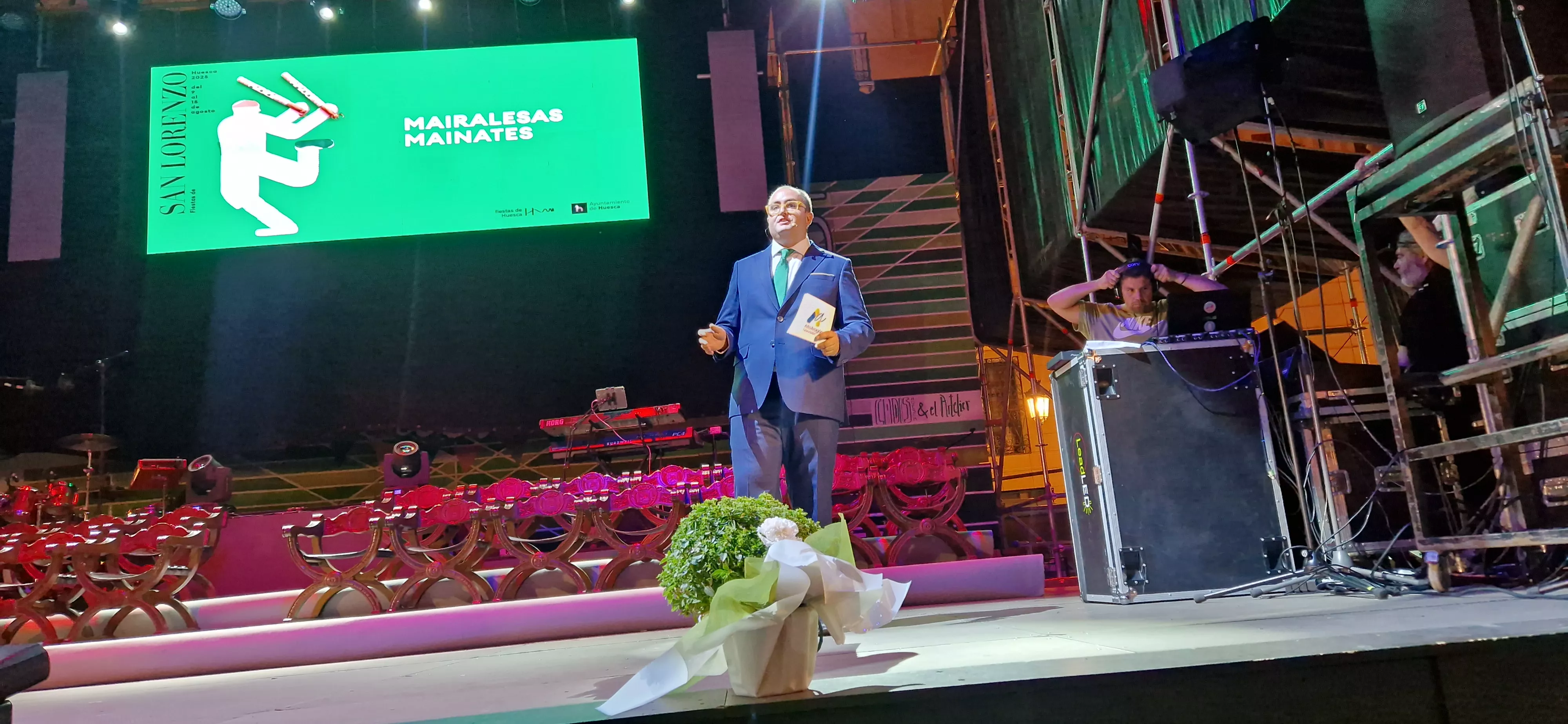 Presentación de las mairalesas y el mainate. Foto Myriam Martínez 