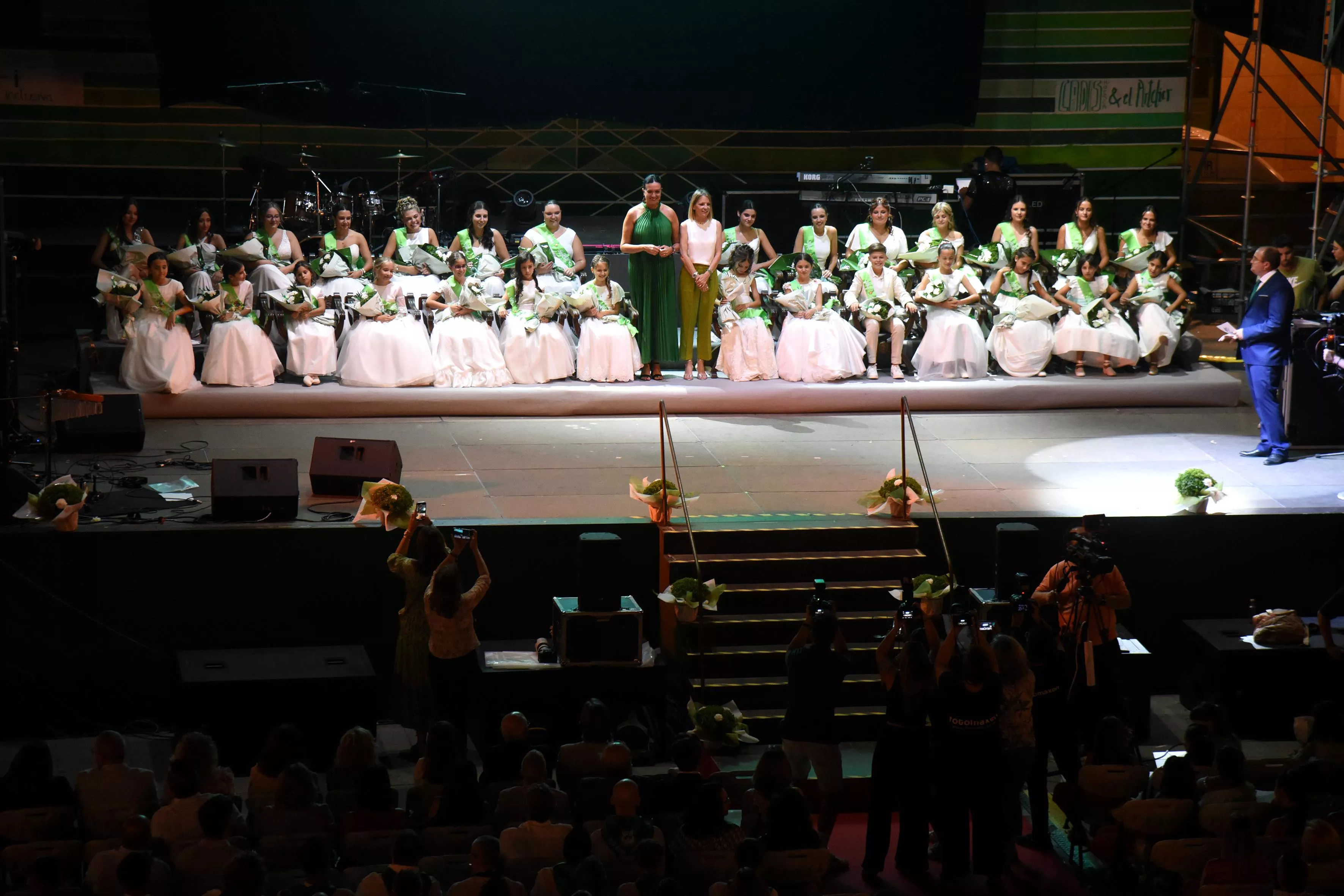 Presentación de las mairalesas y el mainate de las fiestas 2025. Presentación de las mairalesas y el mainate de las fiestas 2025.