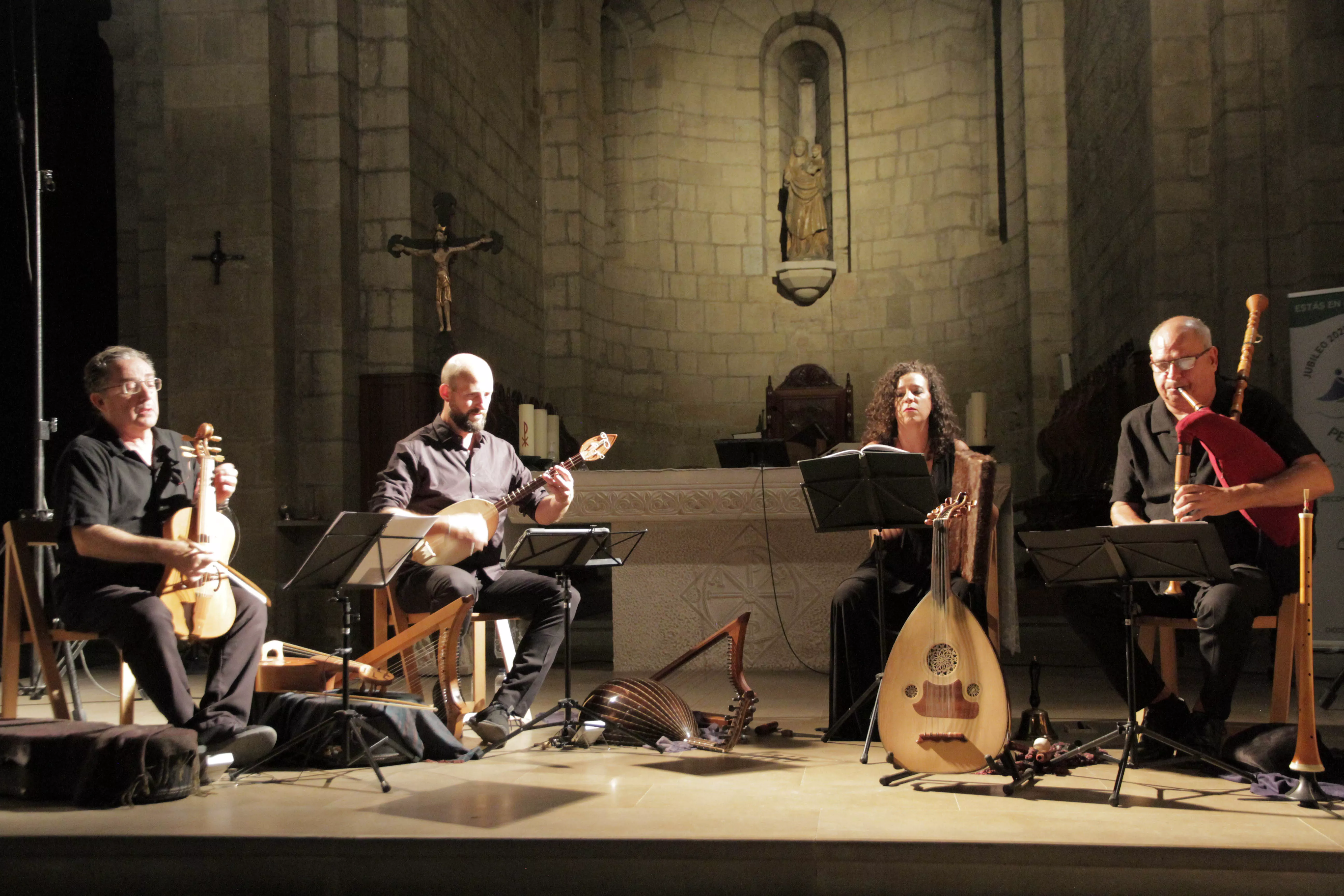 Capella de Ministrers, bajo la dirección del violagambista y musicólogo Carles Magraner