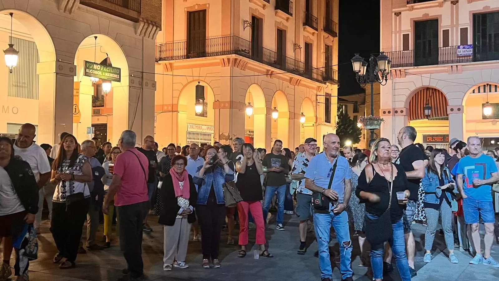 Tritón Jiménez en el pórtico laurentino de Huesca. Foto Mercedes Manterola
