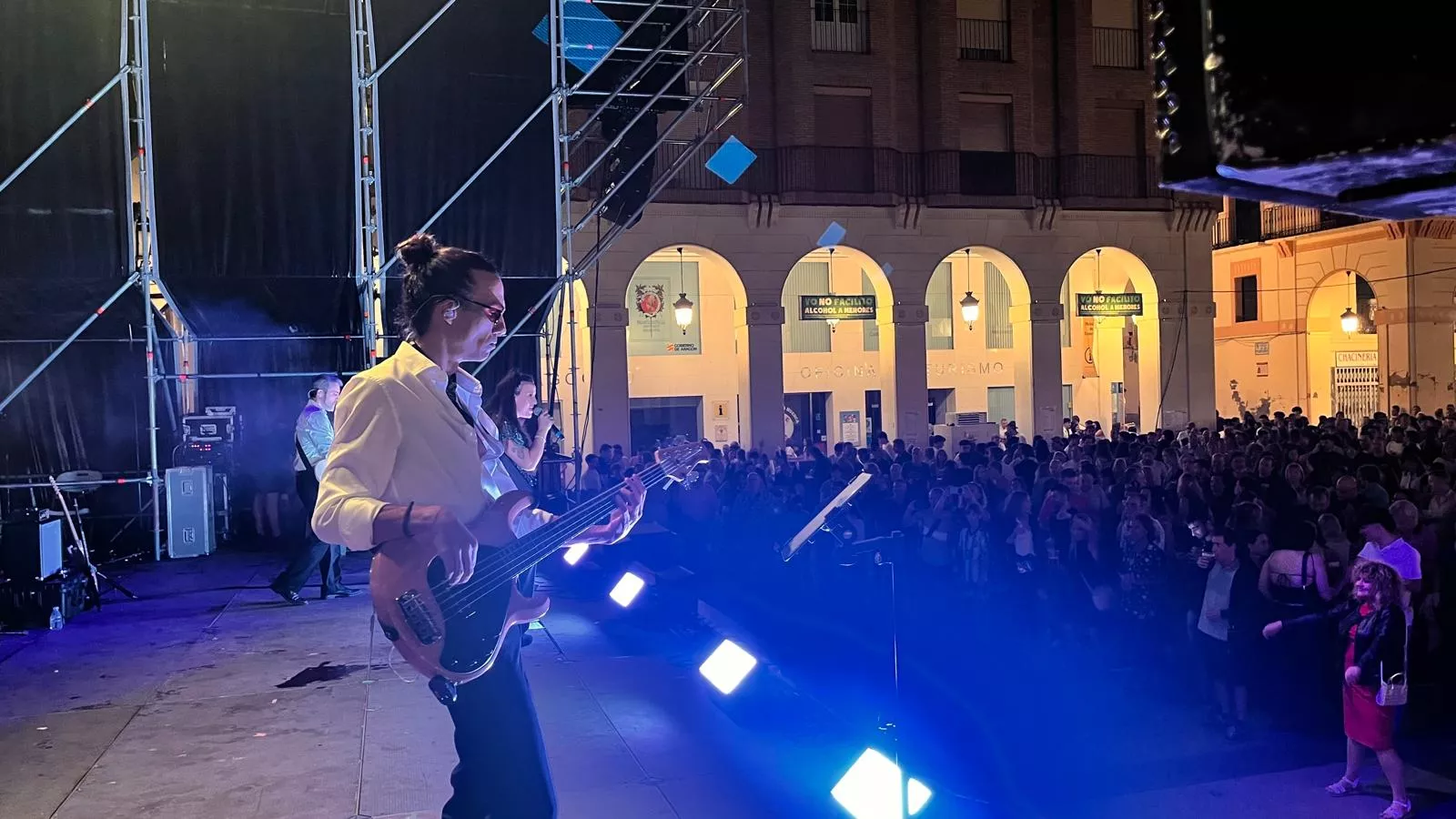 Concierto de Noe & The Bobifaces en la plaza López Allué. Foto Mercedes Manterola