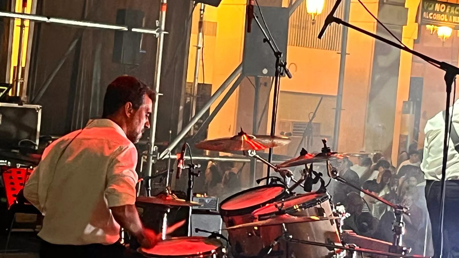 Concierto de Noe & The Bobifaces en la plaza López Allué. Foto Mercedes Manterola