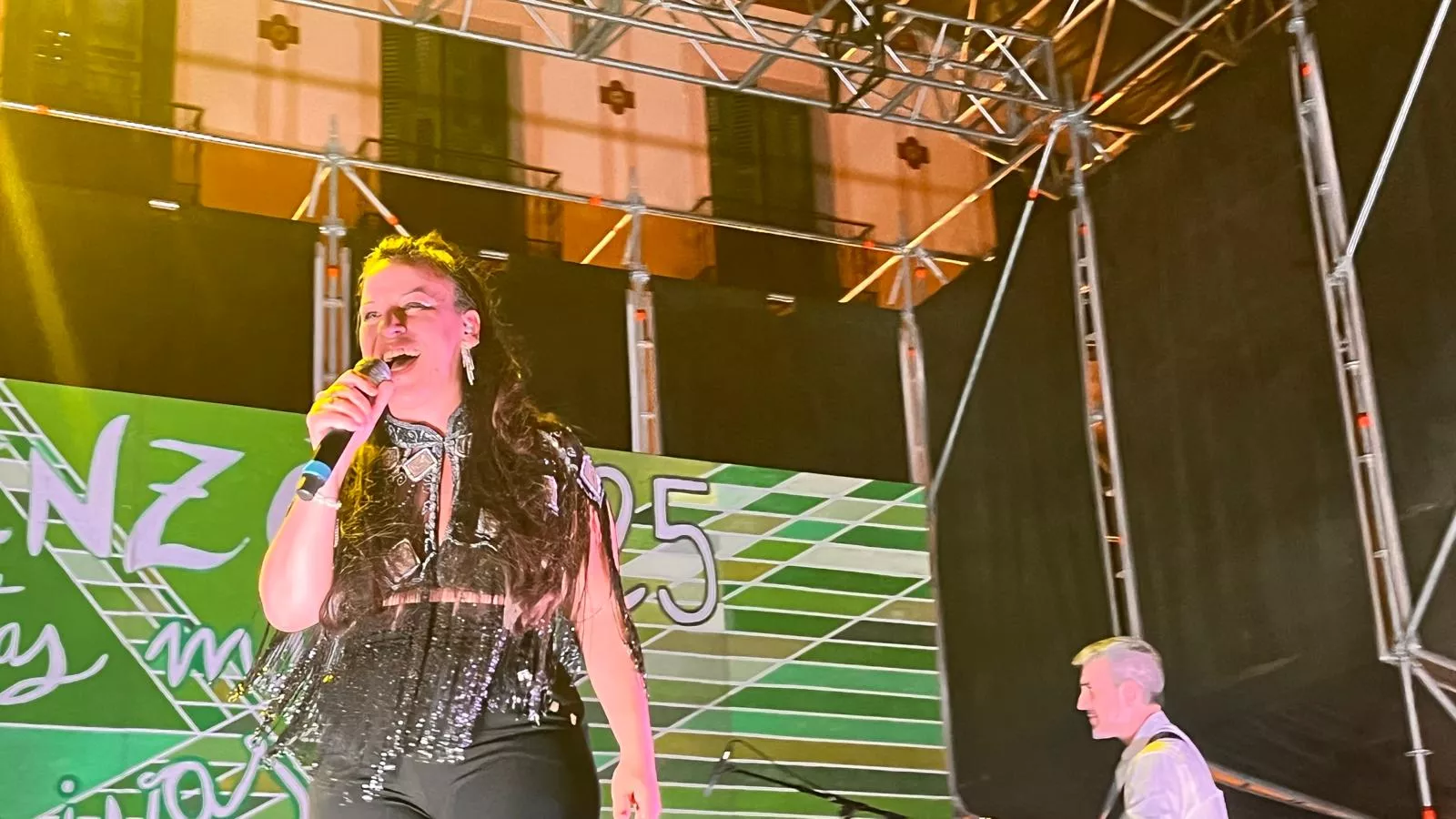 Concierto de Noe & The Bobifaces en la plaza López Allué. Foto Mercedes Manterola