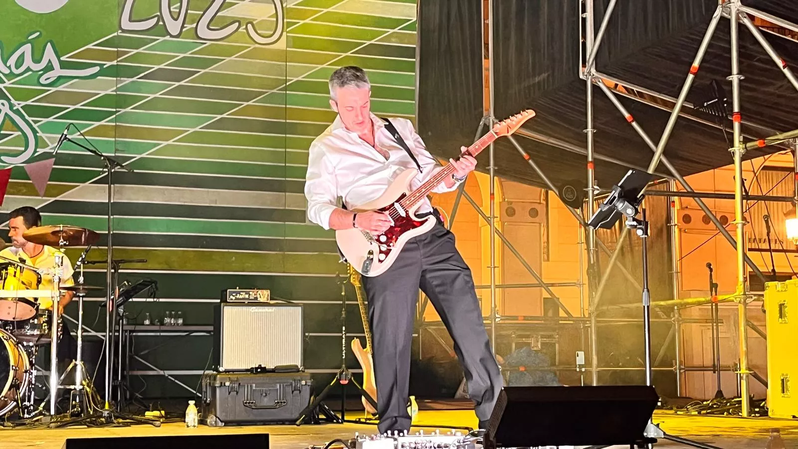 Concierto de Noe & The Bobifaces en la plaza López Allué. Foto Mercedes Manterola