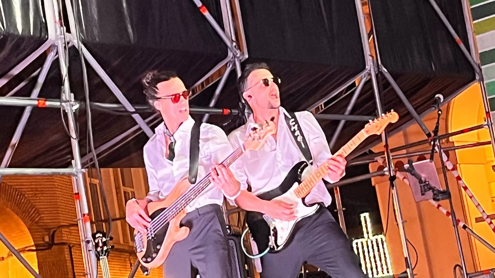 Concierto de Noe & The Bobifaces en la plaza López Allué. Foto Mercedes Manterola