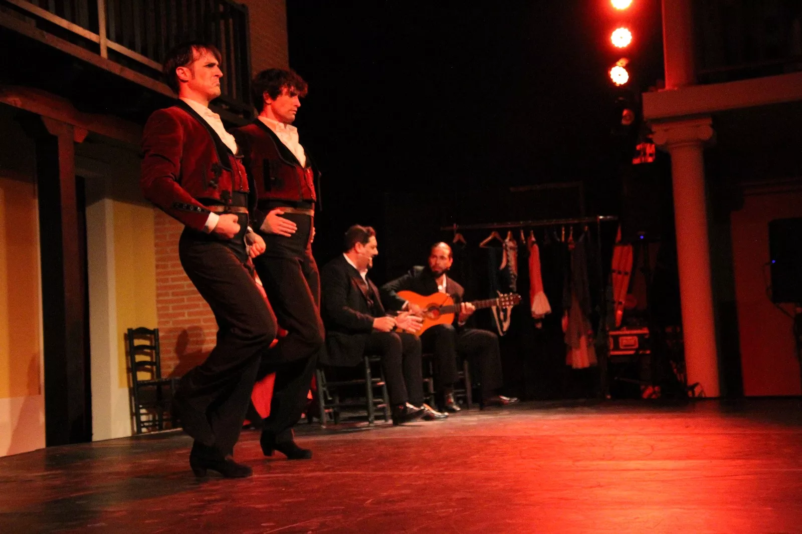 La compañía Antonio Gades en el Corral de Comedias de Robres. Foto Carlos Neofato