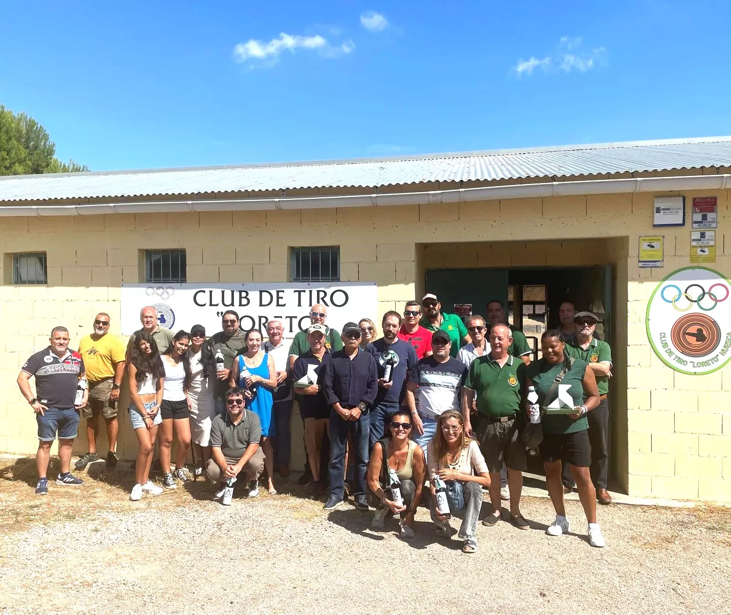 Participantes den Pistola Standard.