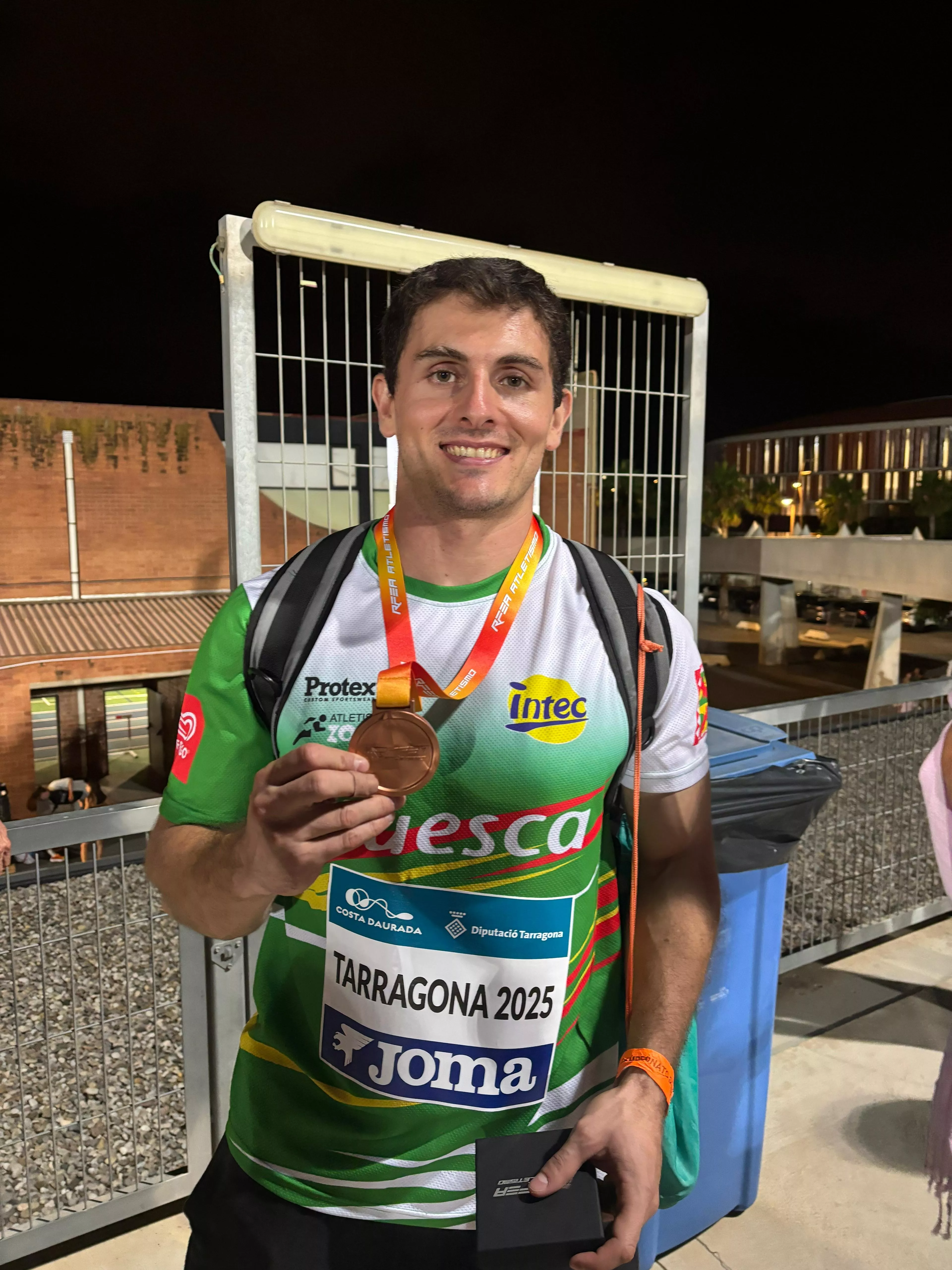 Jorge Franco con la medalla