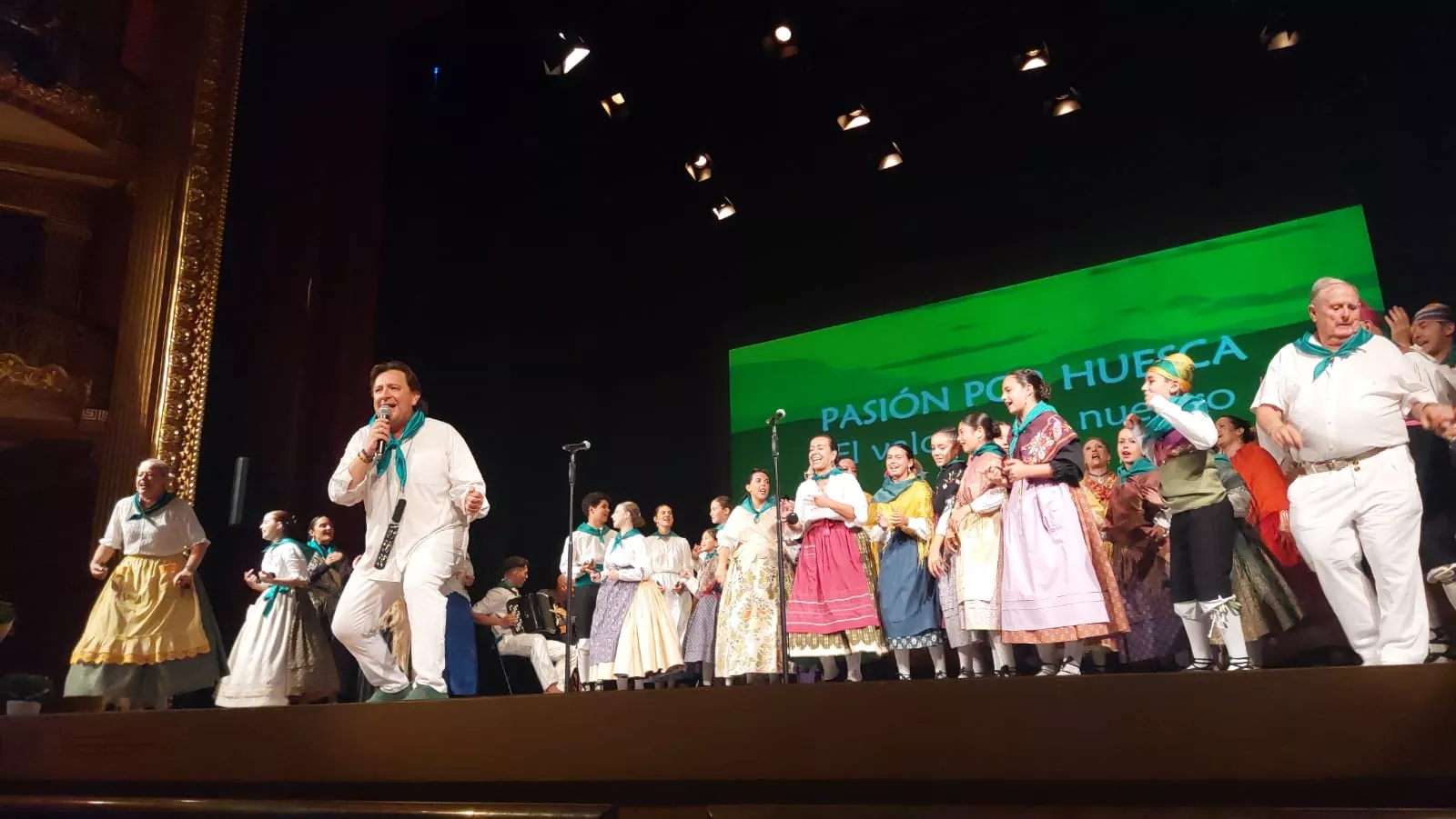 Toño Julve y las escuelas de Alborozo en el Olimpia este domingo
