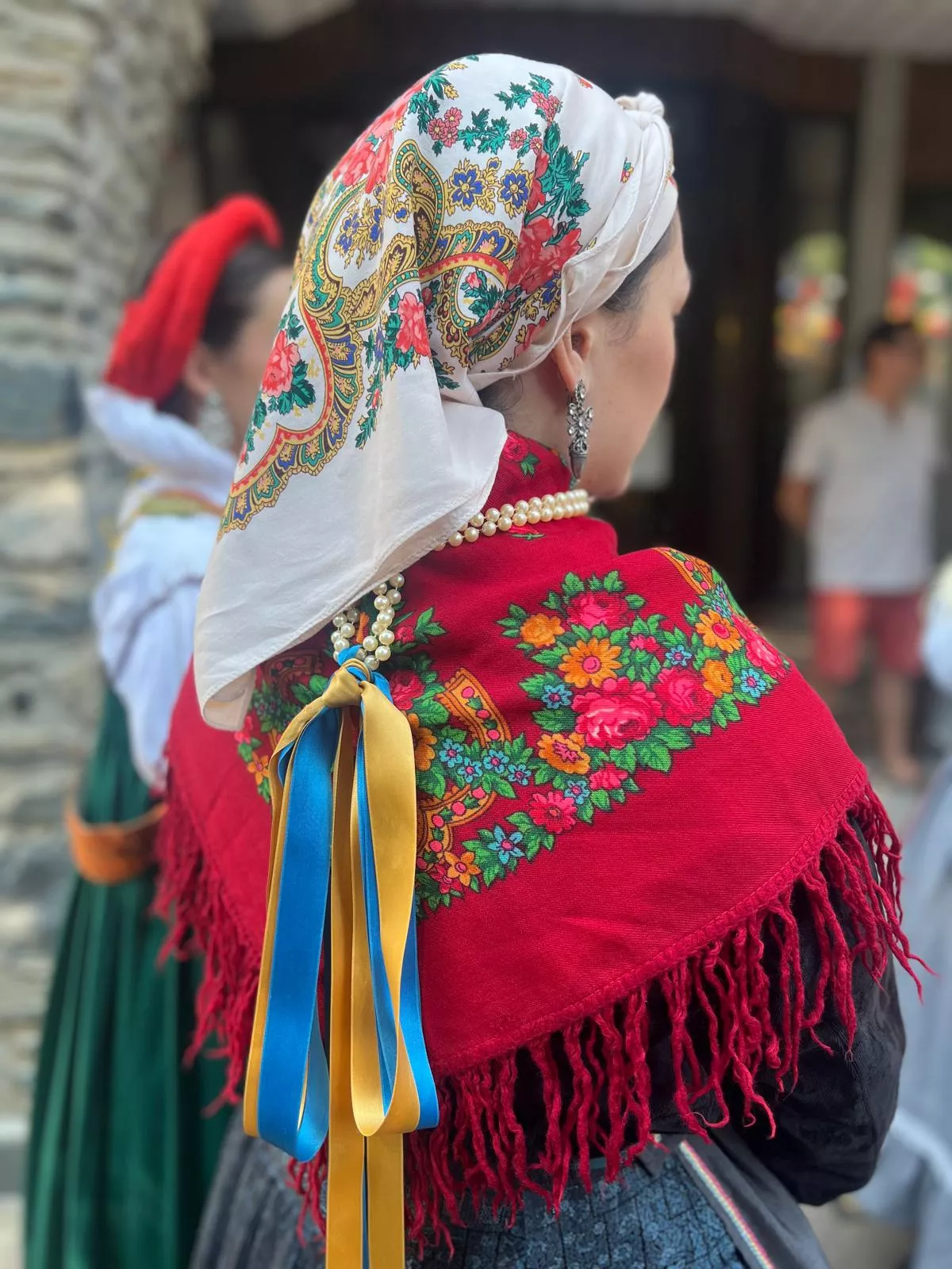 La Agrupación Folklórica Santa Cecilia en la Fête Franco-Aragonaise de Saint-Lary.