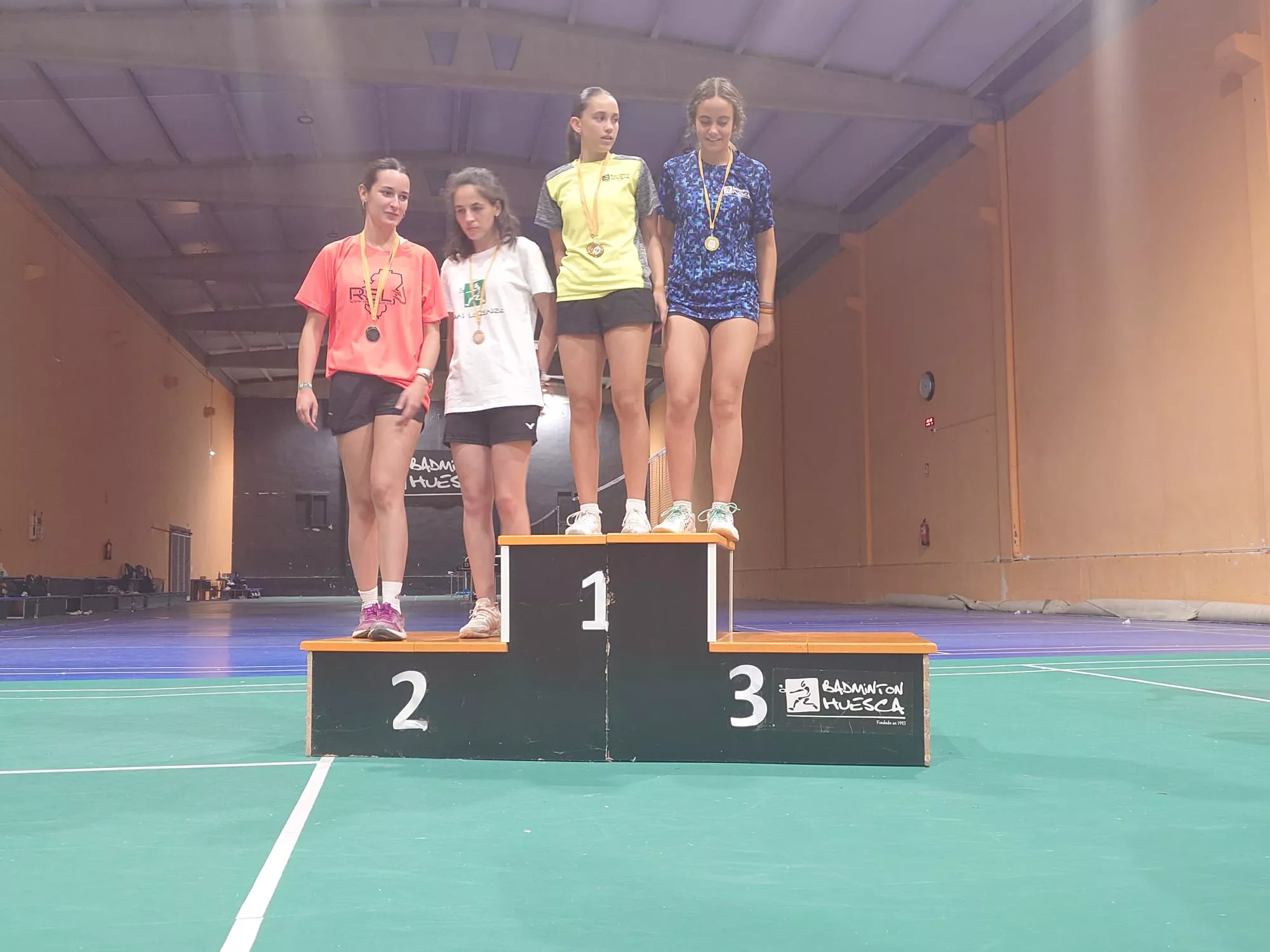 89183053 f57e 47bb 8c93 3ac0dc63b076