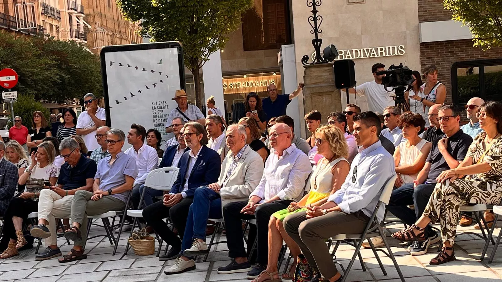 Inauguración de la reurbanización del Coso Alto. Foto Mercedes Manterola