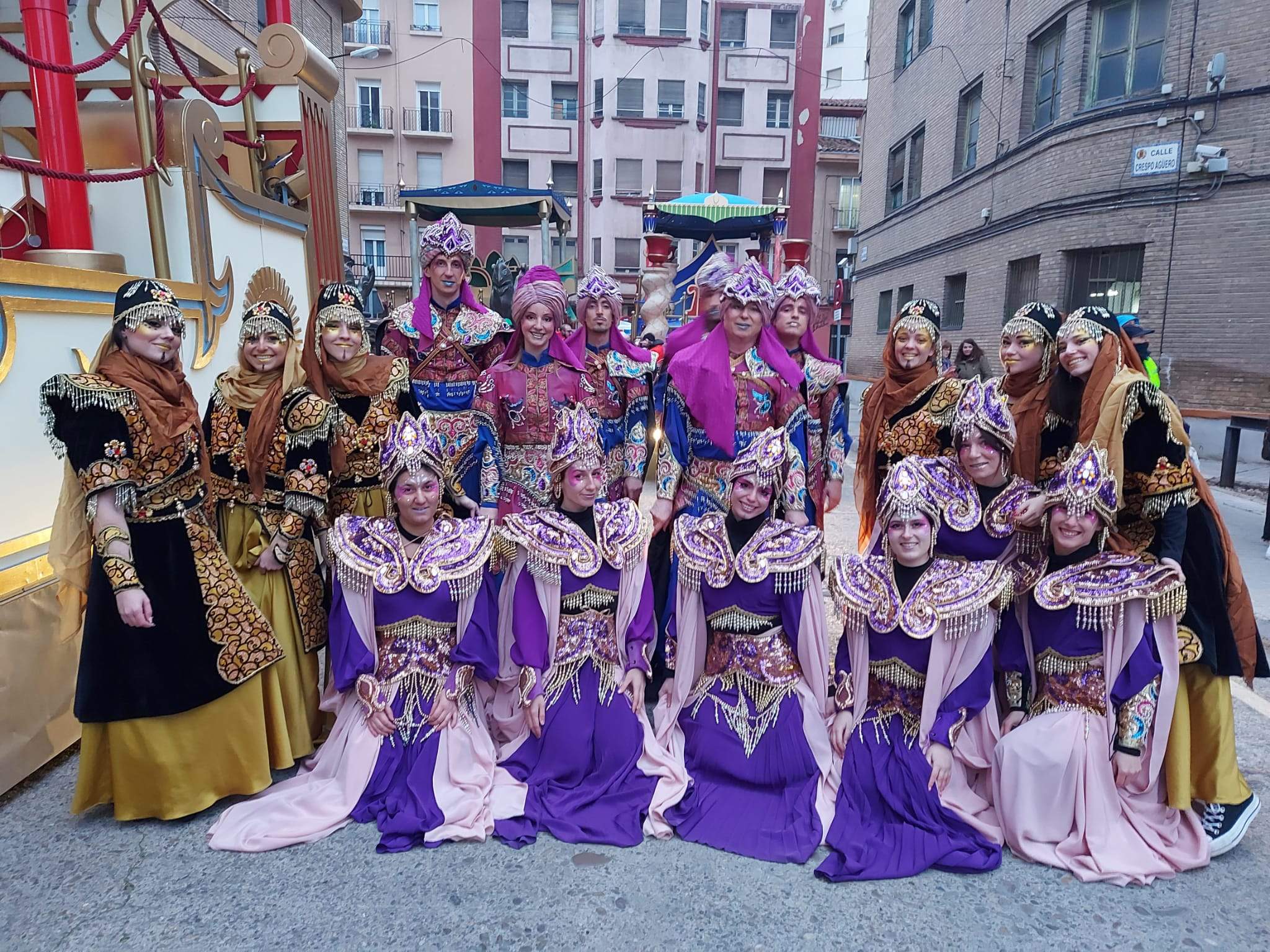 Grupo que actuó bajo la coreografía de Espinosa, Andreu y Bautista