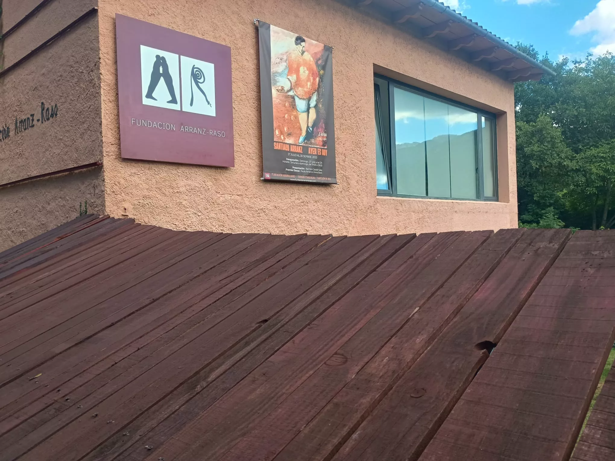 Inauguración de la exposición “Santiago Arranz-Ayer es Hoy” en las Maigualas.