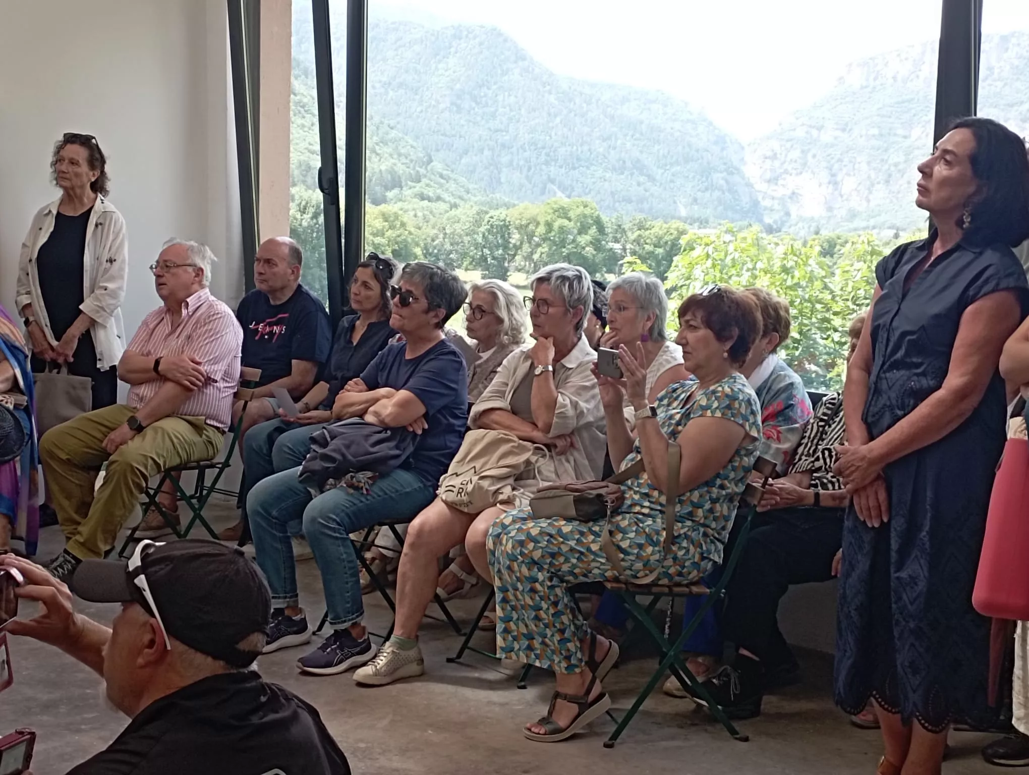 Inauguración de la exposición “Santiago Arranz-Ayer es Hoy” en las Maigualas.
