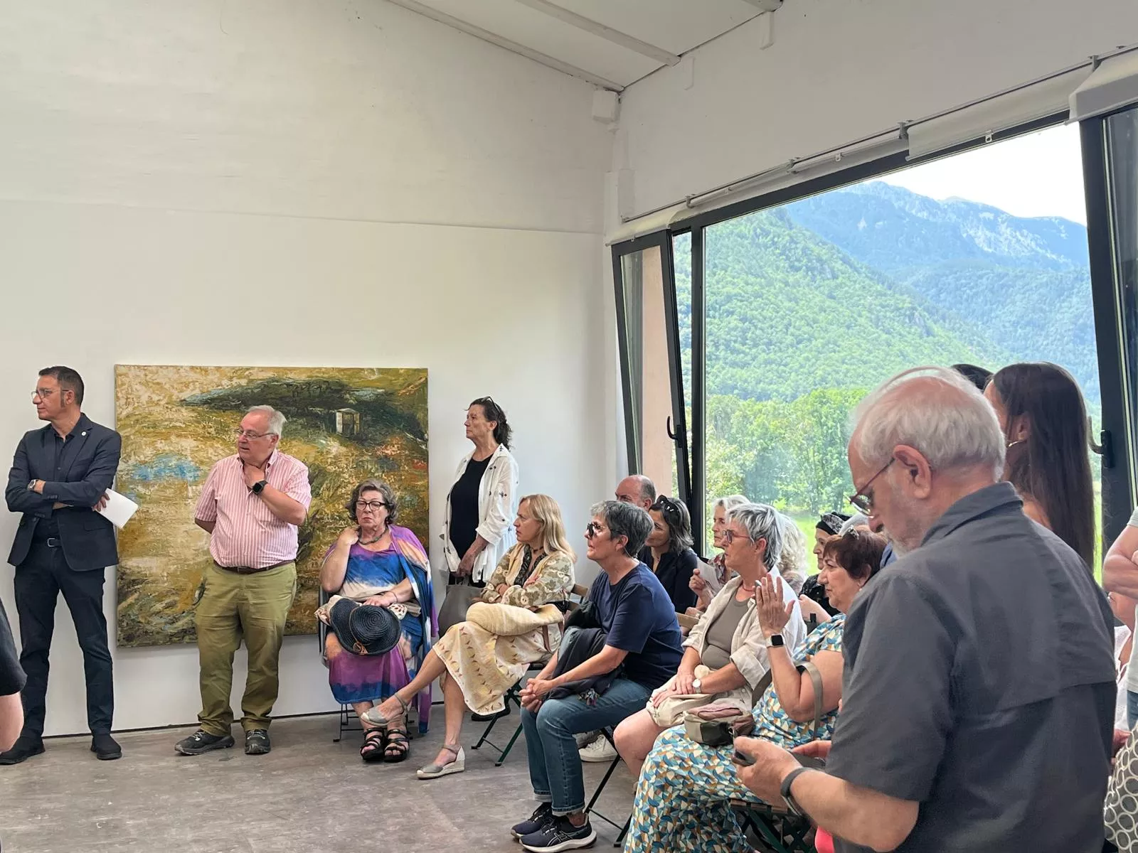 Inauguración de la exposición “Santiago Arranz-Ayer es Hoy” en las Maigualas.