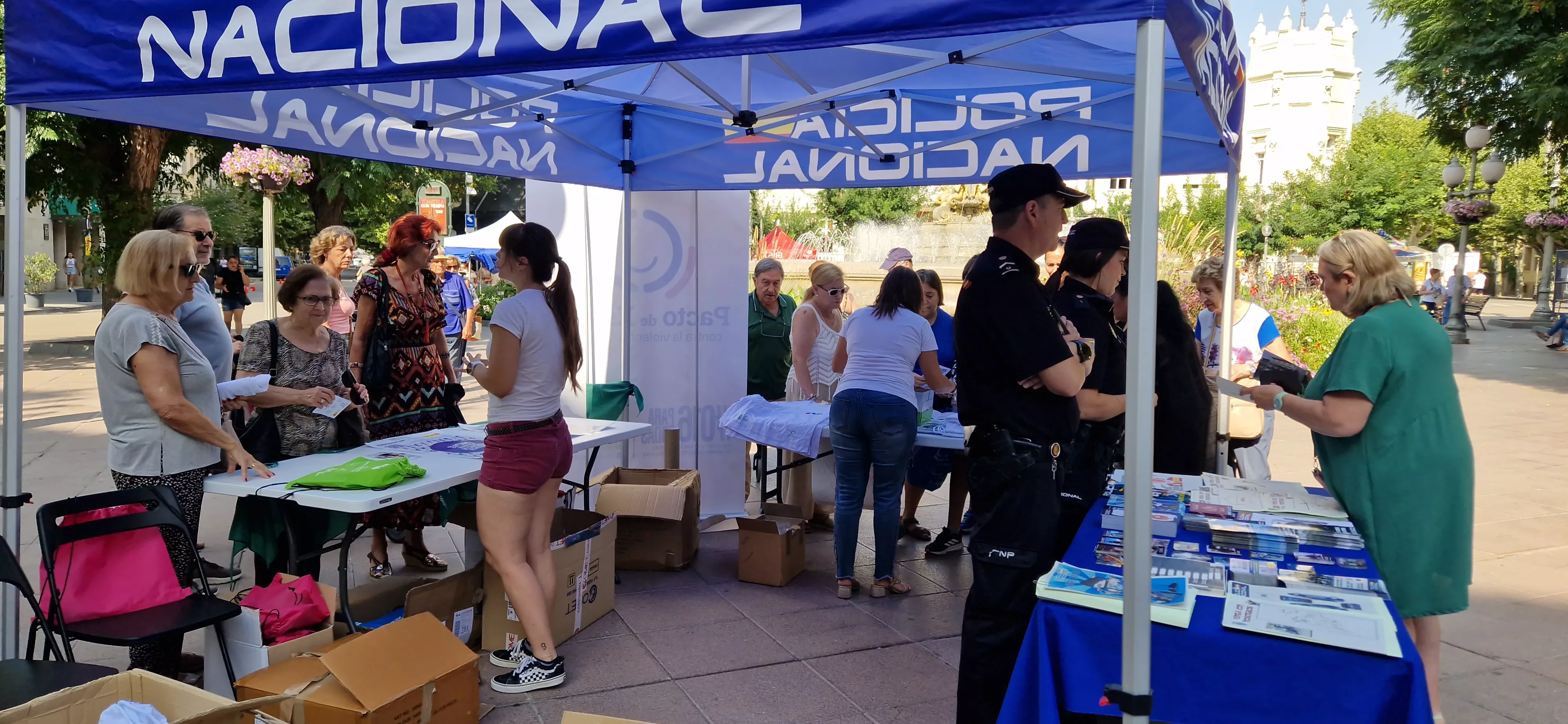 Campaña de San Lorenzo de la Unidad de Violencia sobre la Mujer de Huesca. Foto Myriam Martínez