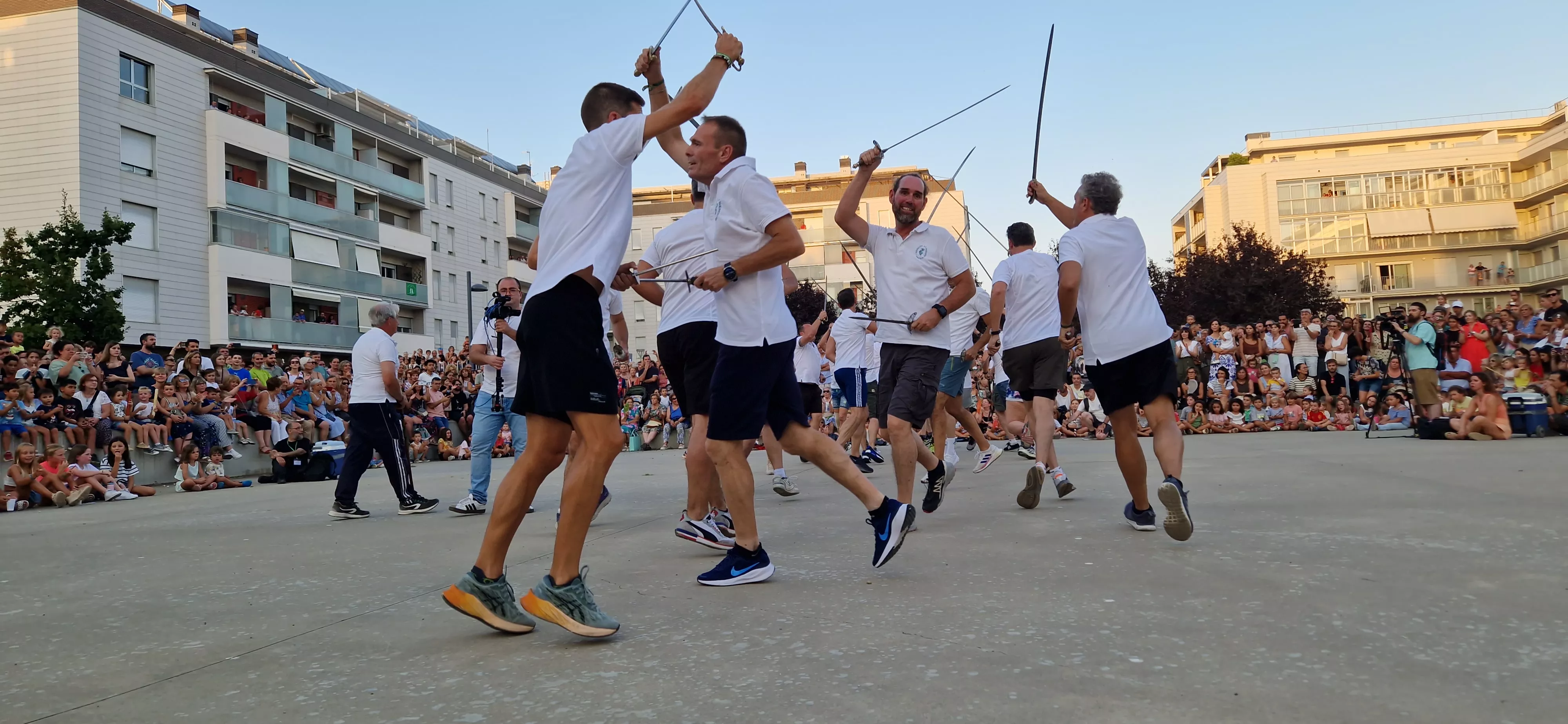 Ensayo de los danzantes. Foto Myriam Martínez 